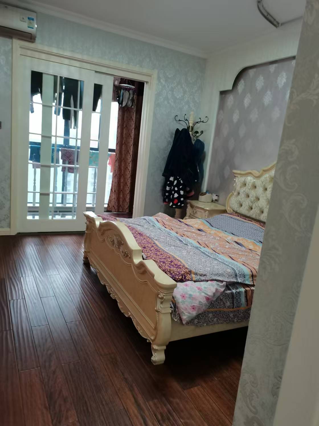 南苑上和一期 3室2厅2卫 2800.0元/月 南苑上和一期 3室2厅2卫 2800.0元/月室内图