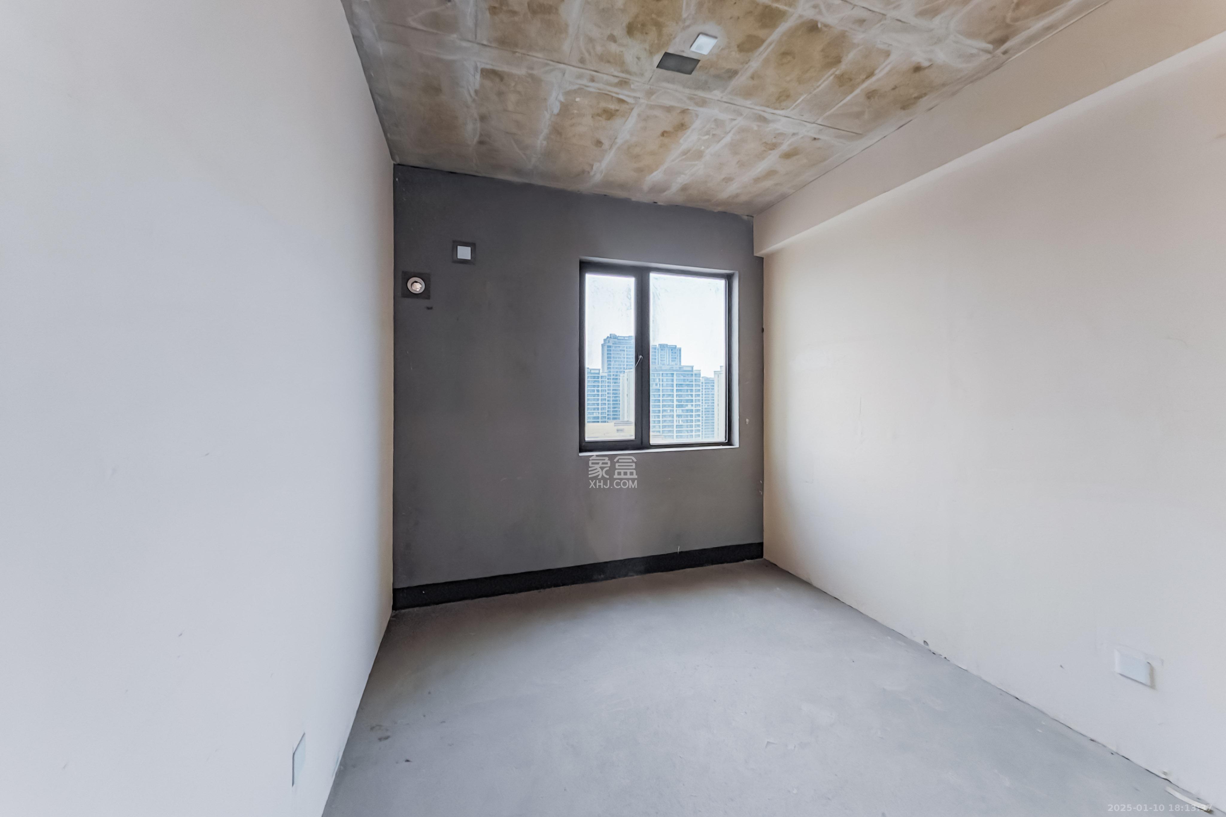 世茂璀璨天城 4室2厅3卫 2200.0元/月 世茂璀璨天城 4室2厅3卫 2200.0元/月室内图