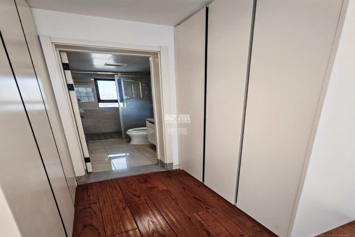 万科金色梦想C区  4室2厅2卫    4000.0元/月 万科金色梦想C区  4室2厅2卫    4000.0元/月室内图