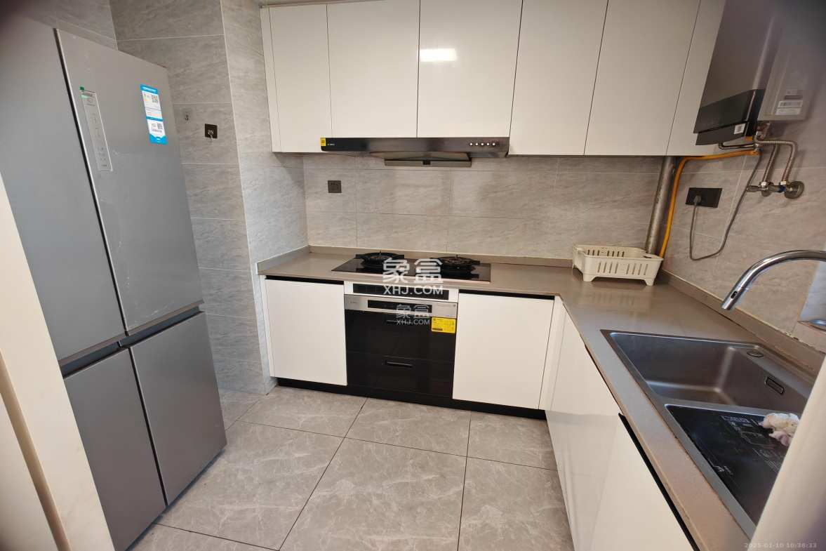 万科金色梦想C区  4室2厅2卫    4000.0元/月 万科金色梦想C区  4室2厅2卫    4000.0元/月室内图