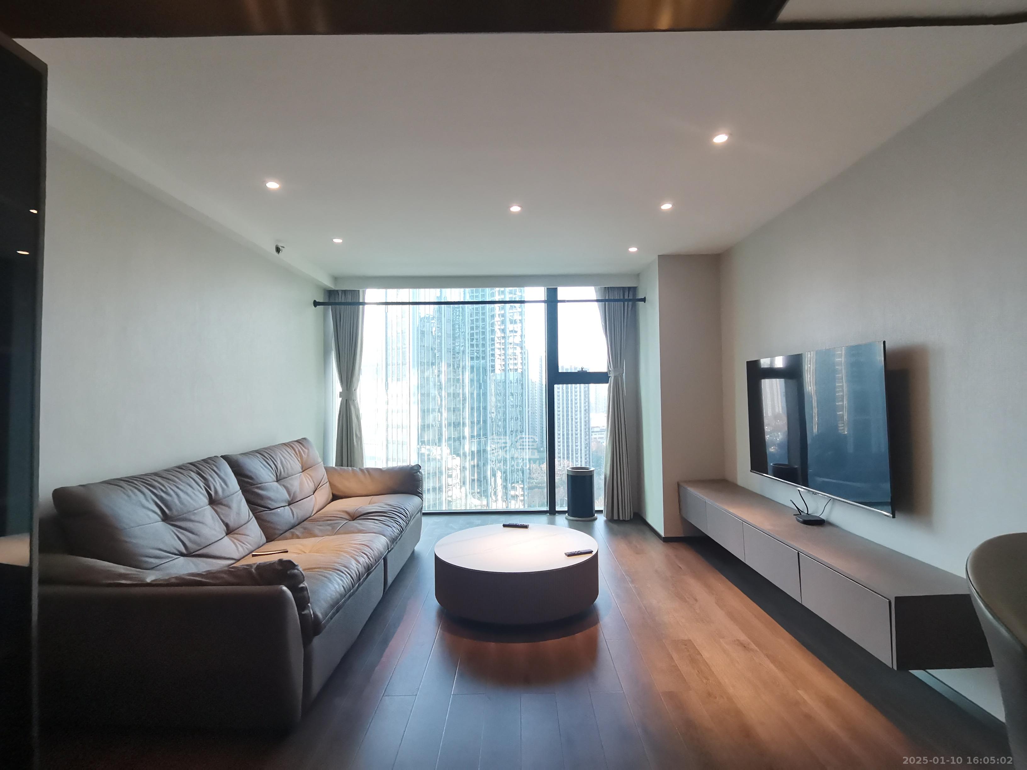 达美寰宇中心 2室1厅1卫 3500.0元/月 达美寰宇中心 2室1厅1卫 3500.0元/月室内图