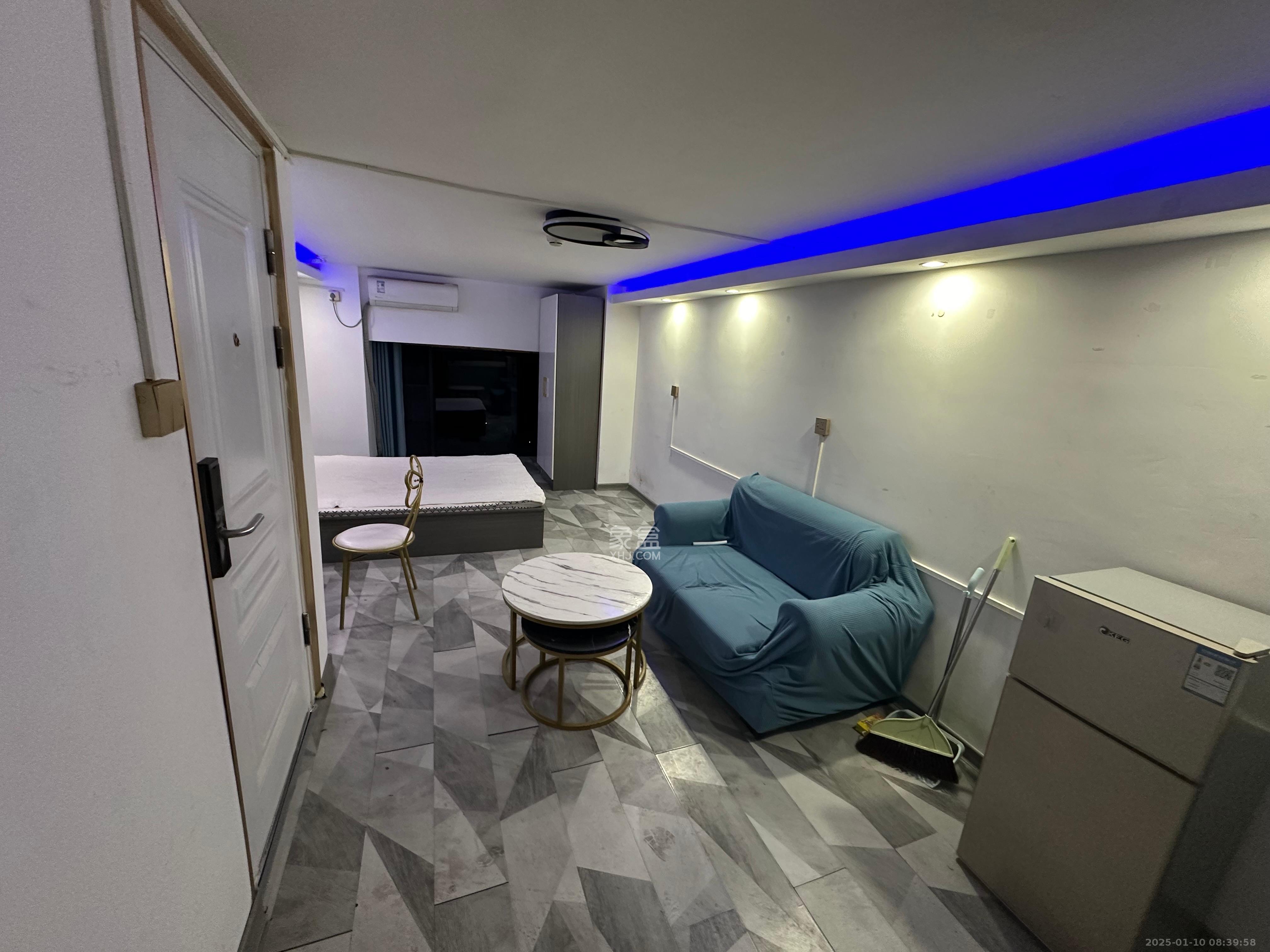 天麓轻奢国际 1室0厅0卫 3200.0元/月 天麓轻奢国际 1室0厅0卫 3200.0元/月室内图