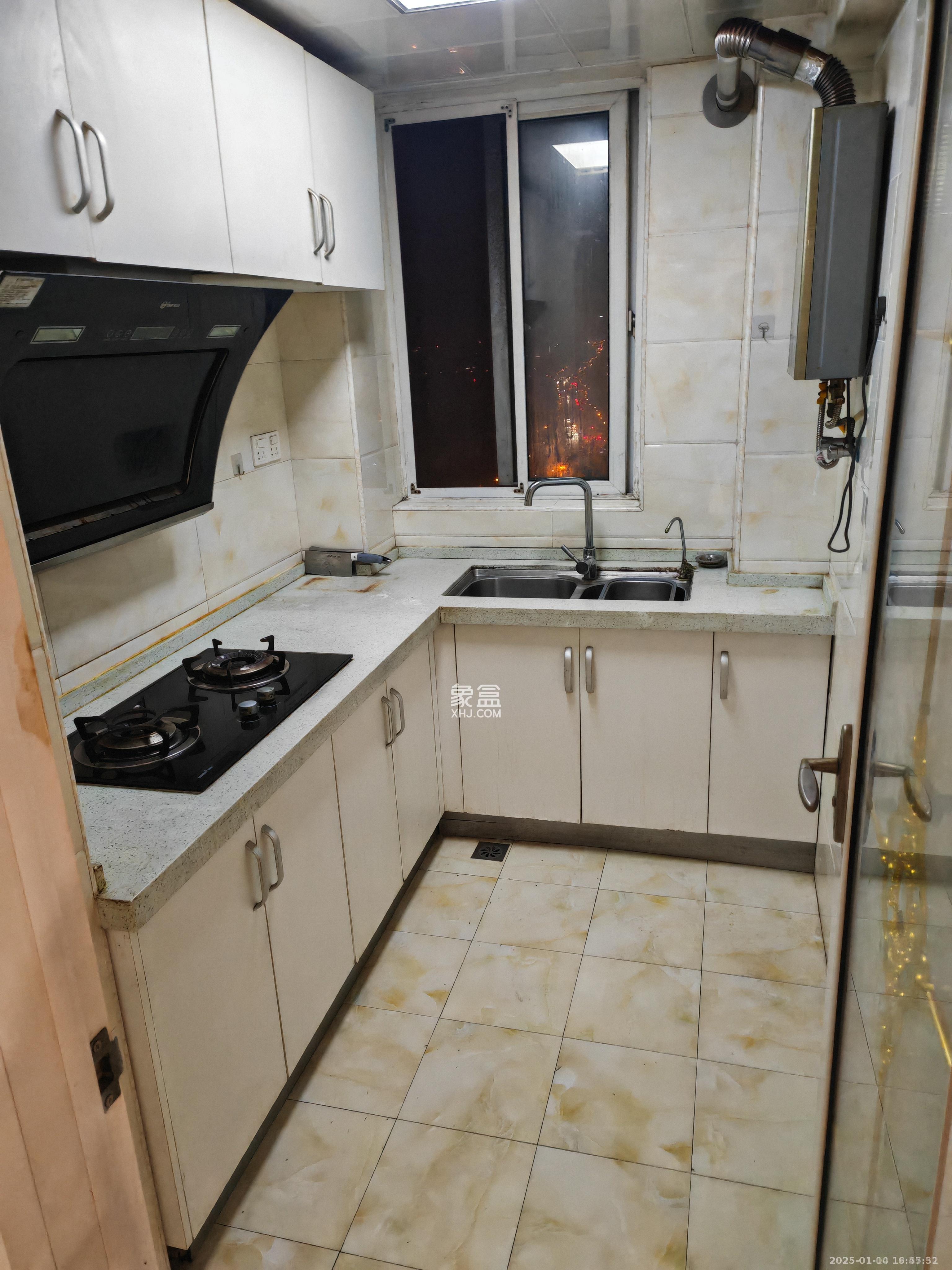 先锋东外滩  2室2厅2卫    2200.0元/月 先锋东外滩  2室2厅2卫    2200.0元/月室内图