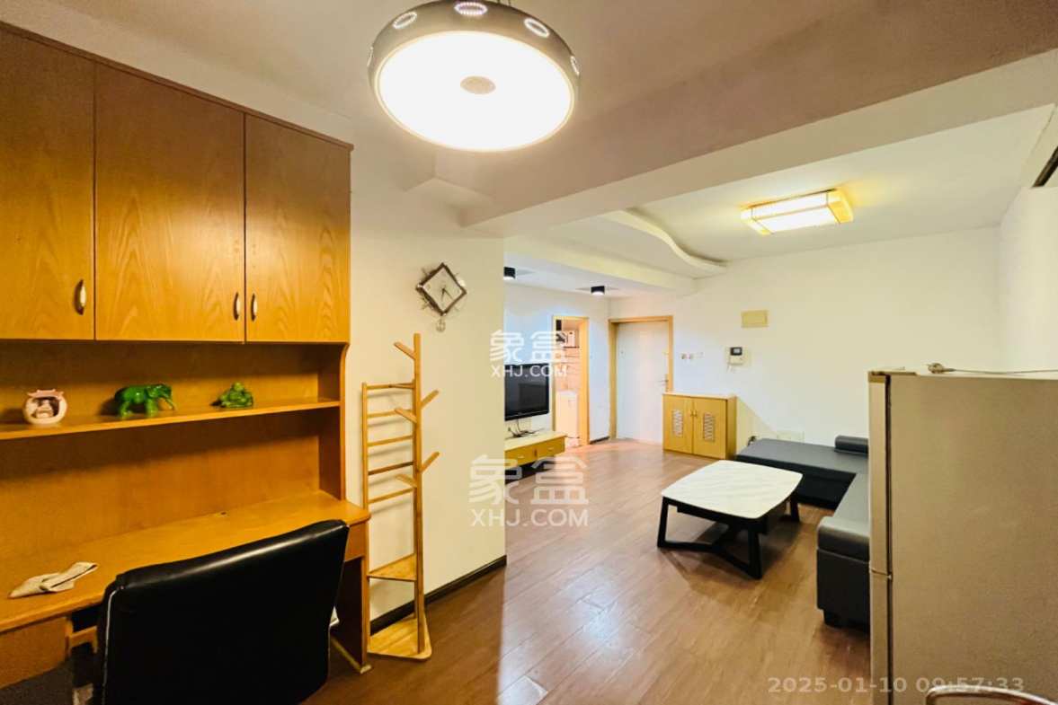 欧园 1室0厅1卫 1800.0元/月 欧园 1室0厅1卫 1800.0元/月室内图