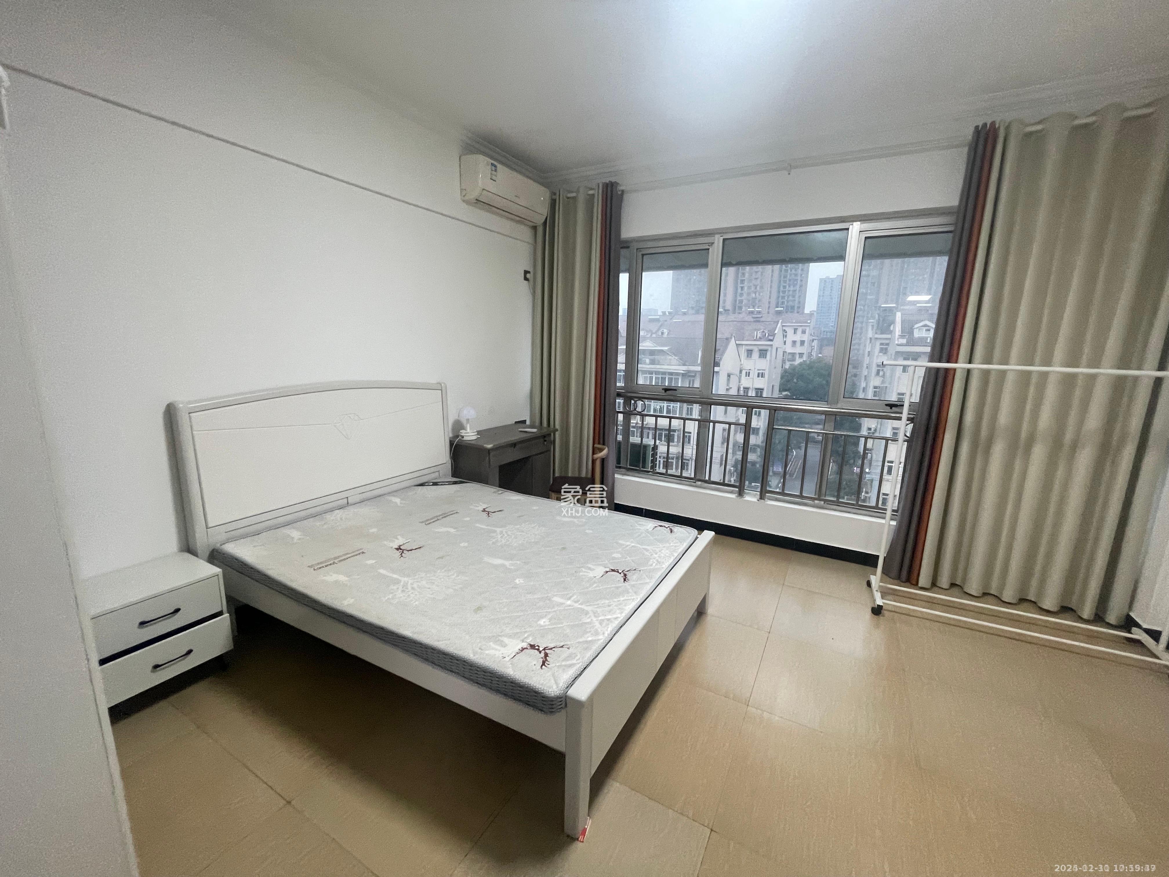 恒大金融广场 1室1厅1卫 1600.0元/月 恒大金融广场 1室1厅1卫 1600.0元/月室内图