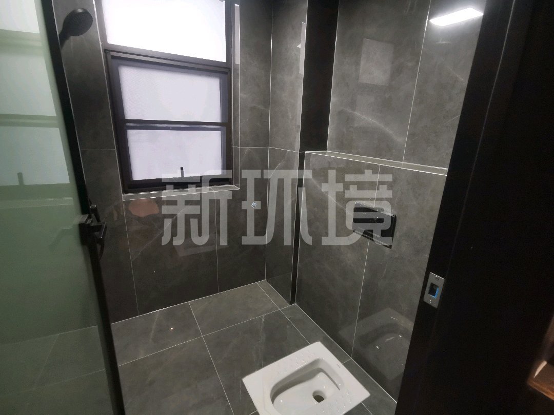 山水印象澜庭  3室2厅1卫   160.00万客厅