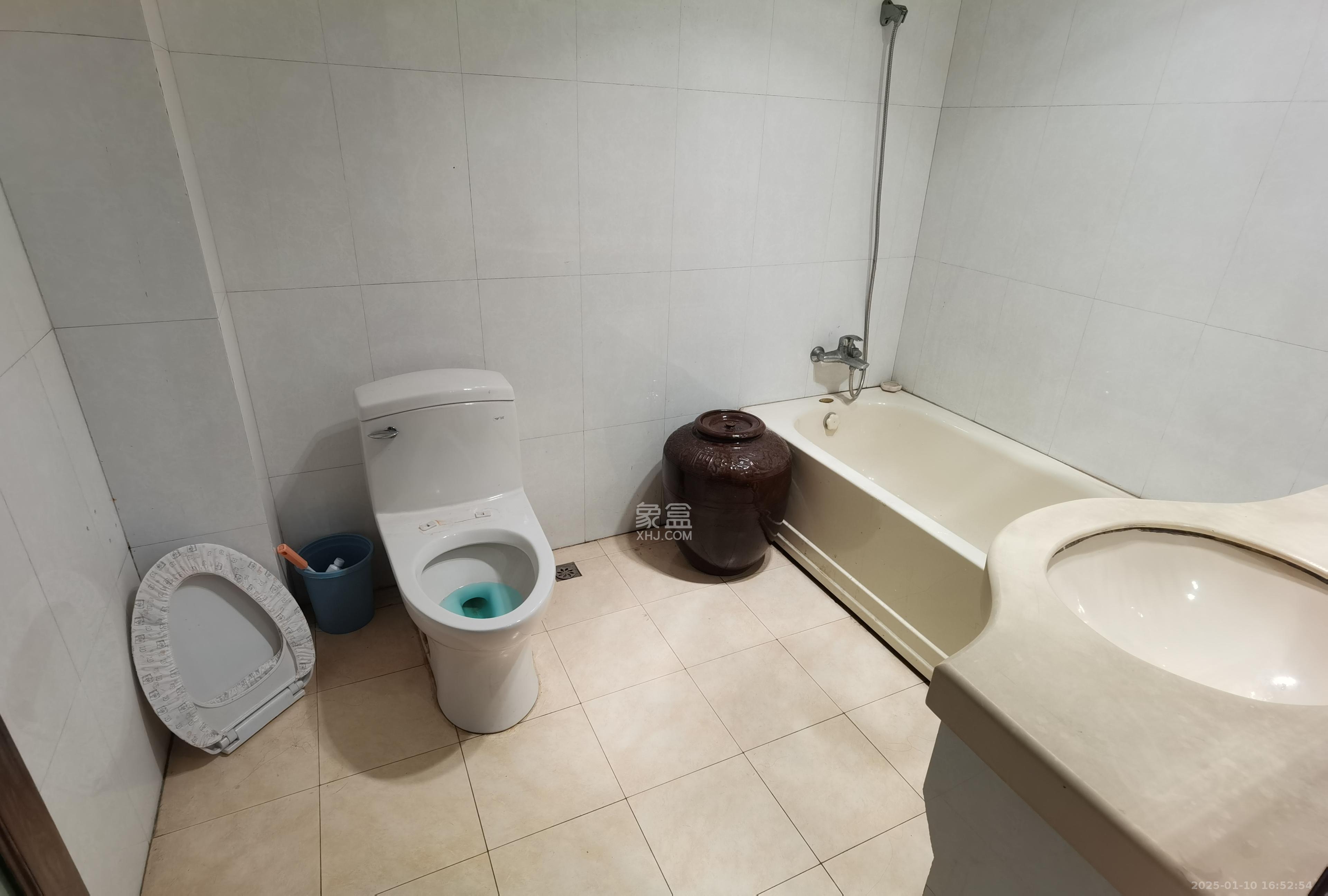 四季阳光花城 4室2厅2卫 4500.0元/月 四季阳光花城 4室2厅2卫 4500.0元/月室内图