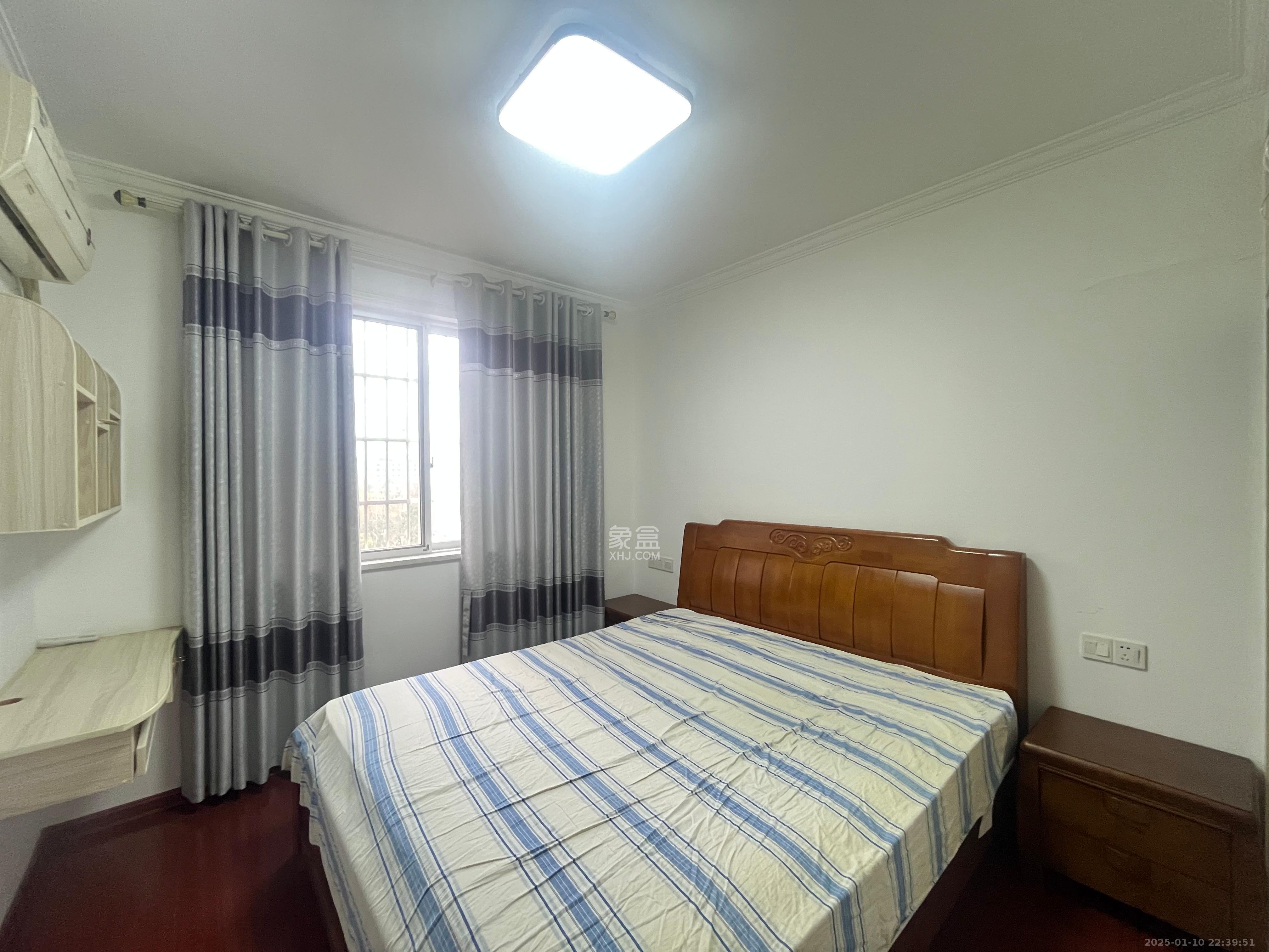 柏家塘小区  1室1厅1卫    2000.0元/月 柏家塘小区  1室1厅1卫    2000.0元/月室内图