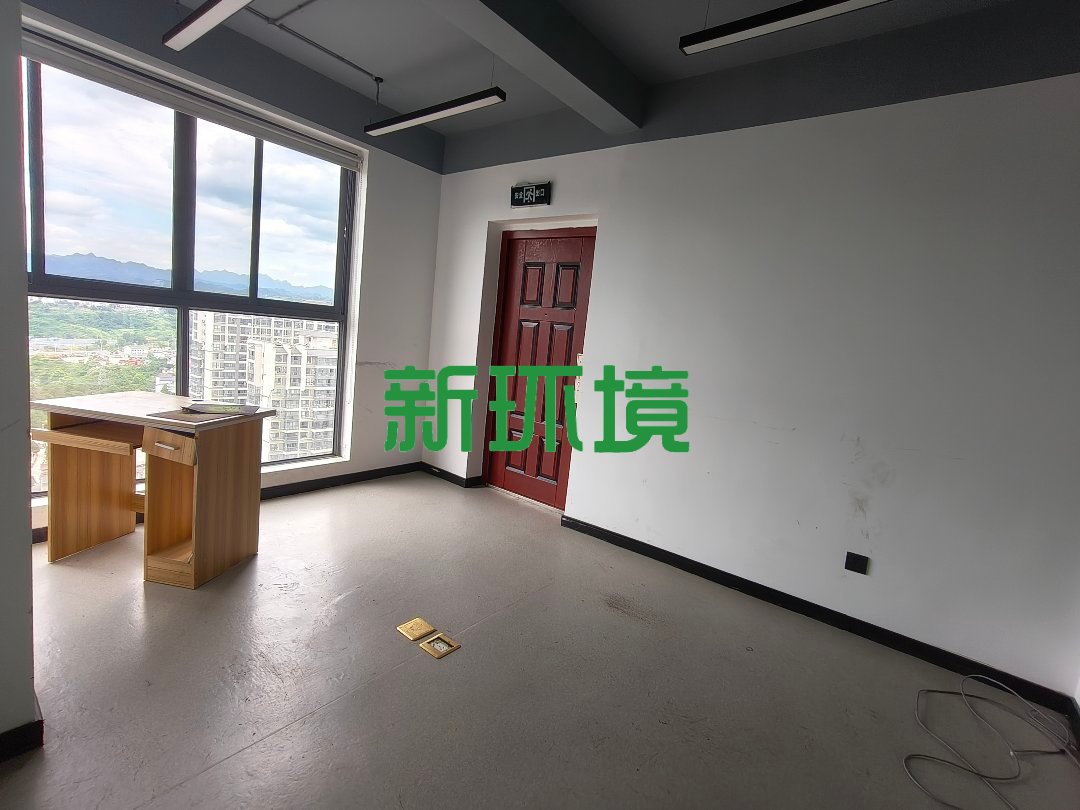 韦斯特城市花园  1室0厅0卫   189.00万客厅