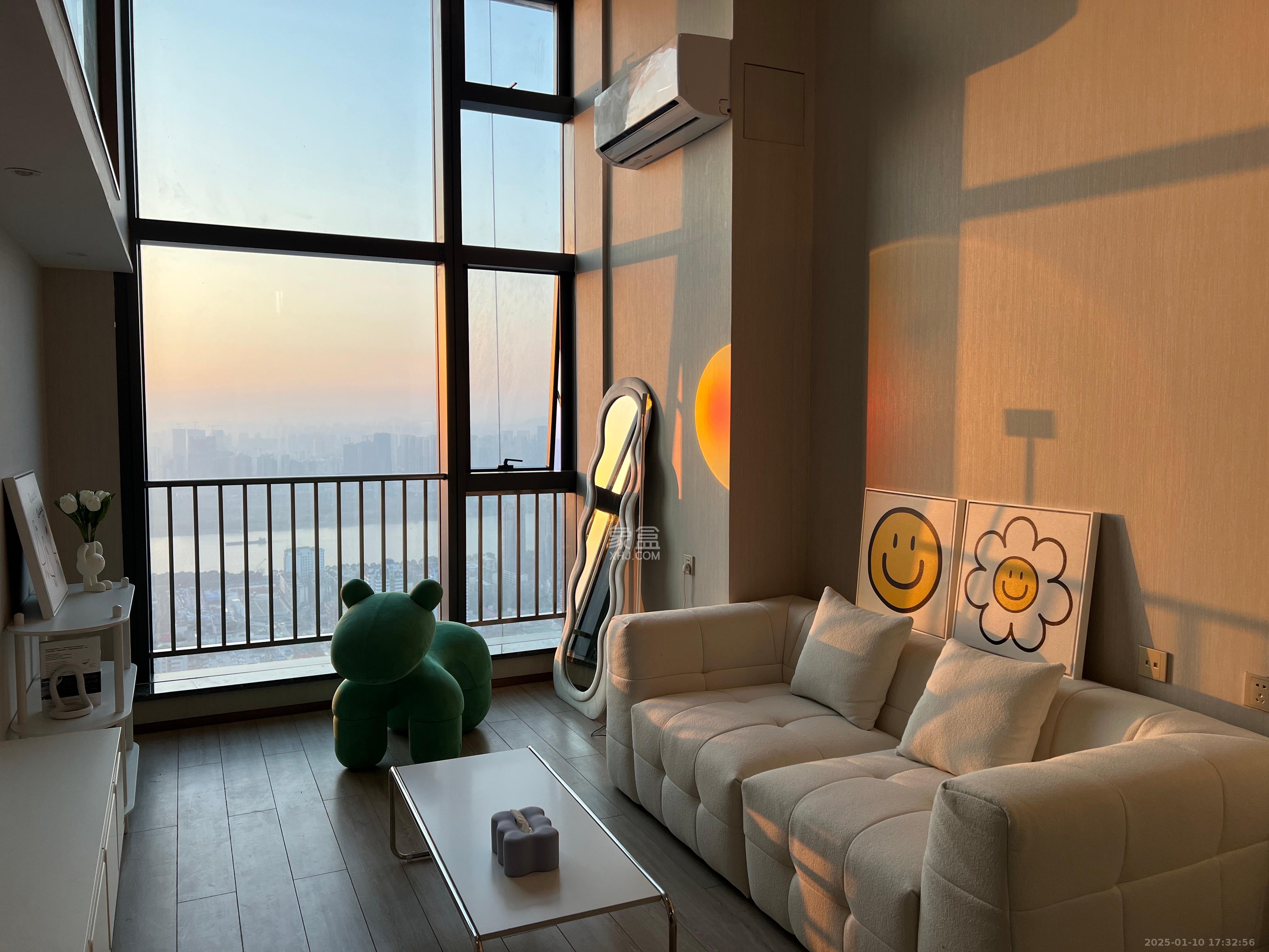 华远华时代 3室2厅2卫 4500.0元/月 华远华时代 3室2厅2卫 4500.0元/月室内图