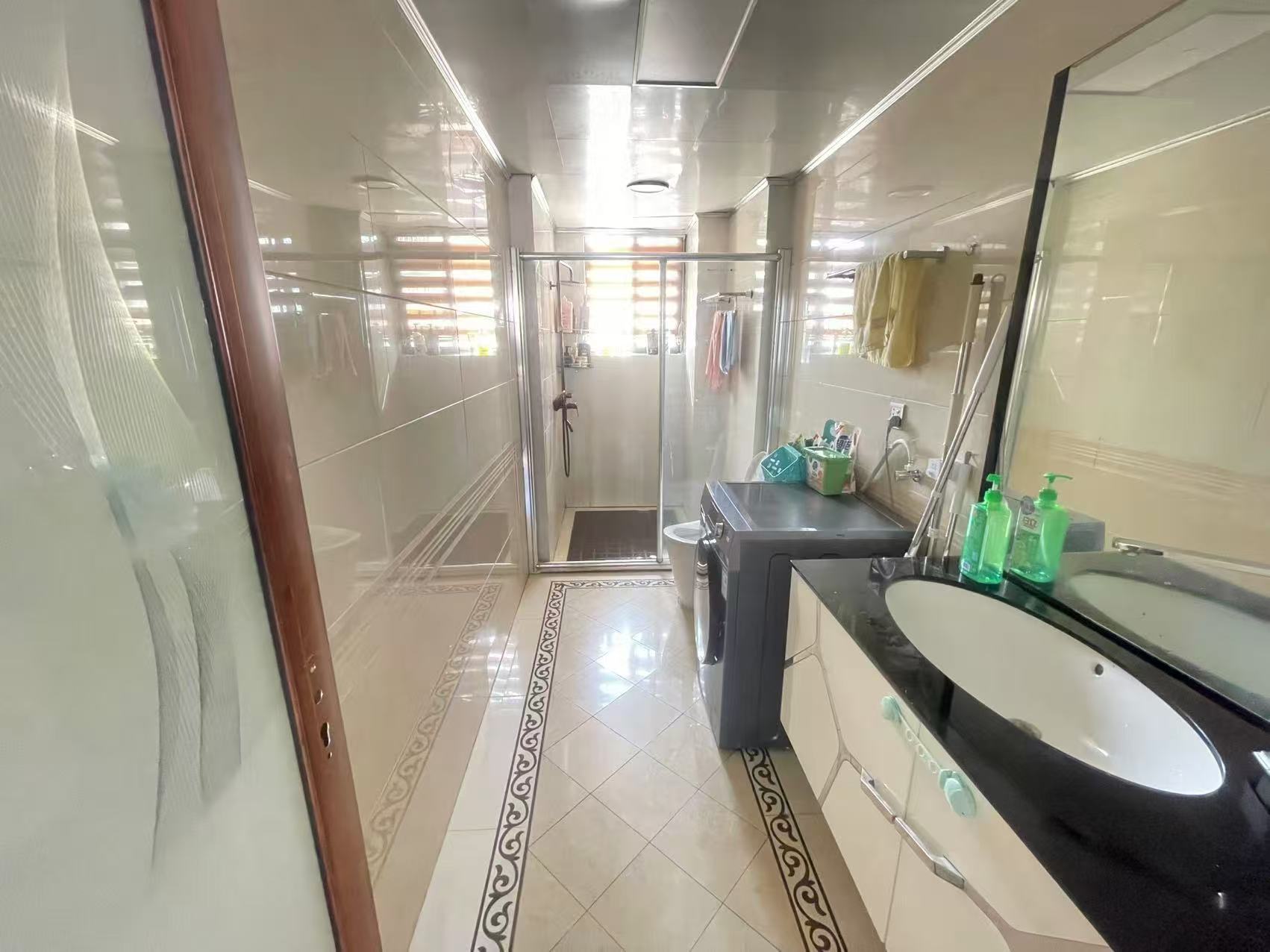 中景花园  3室2厅2卫    156.0万 中景花园  3室2厅2卫    156.0万客厅