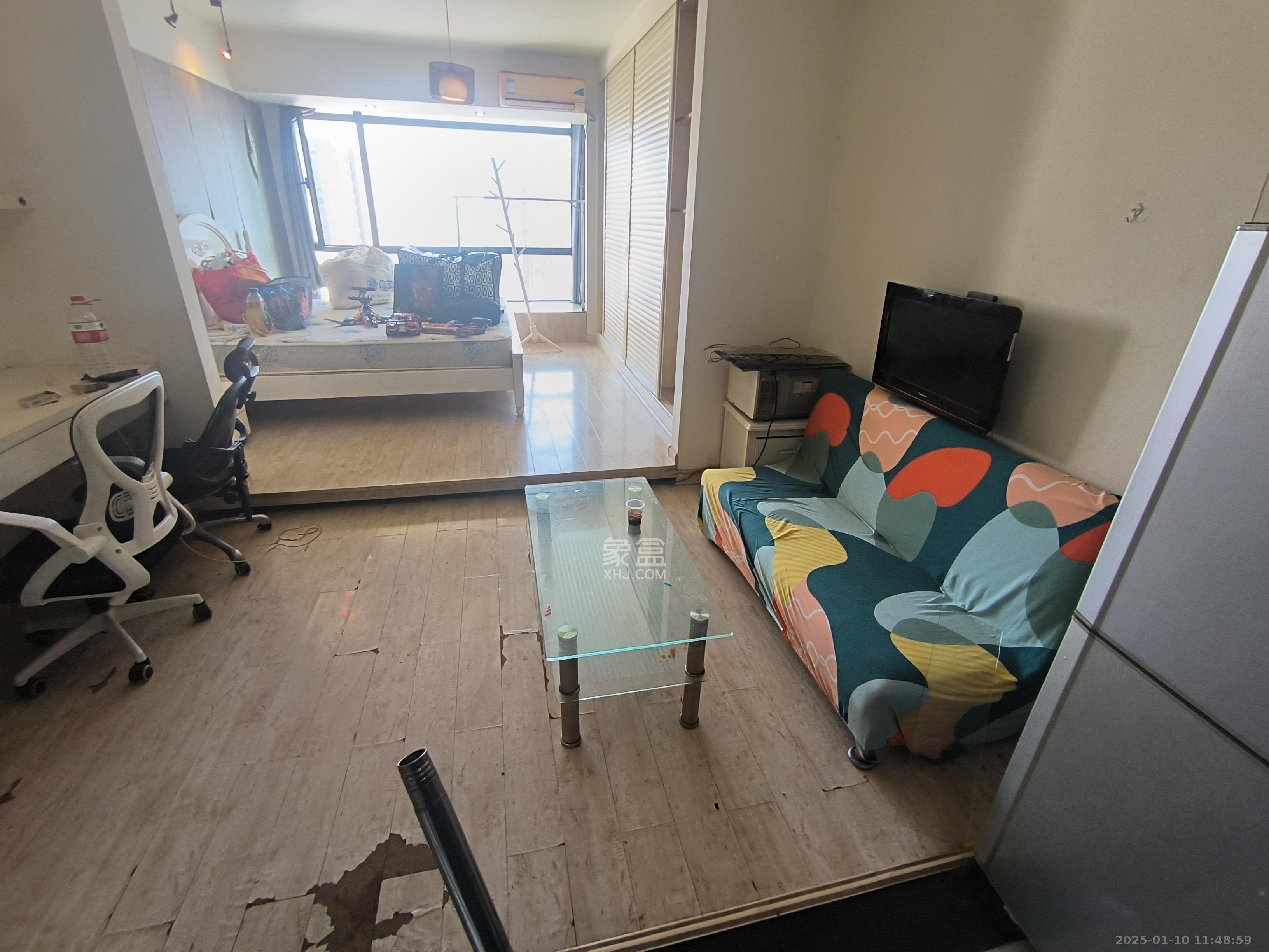 三万英尺 1室0厅1卫 1400.0元/月 三万英尺 1室0厅1卫 1400.0元/月室内图