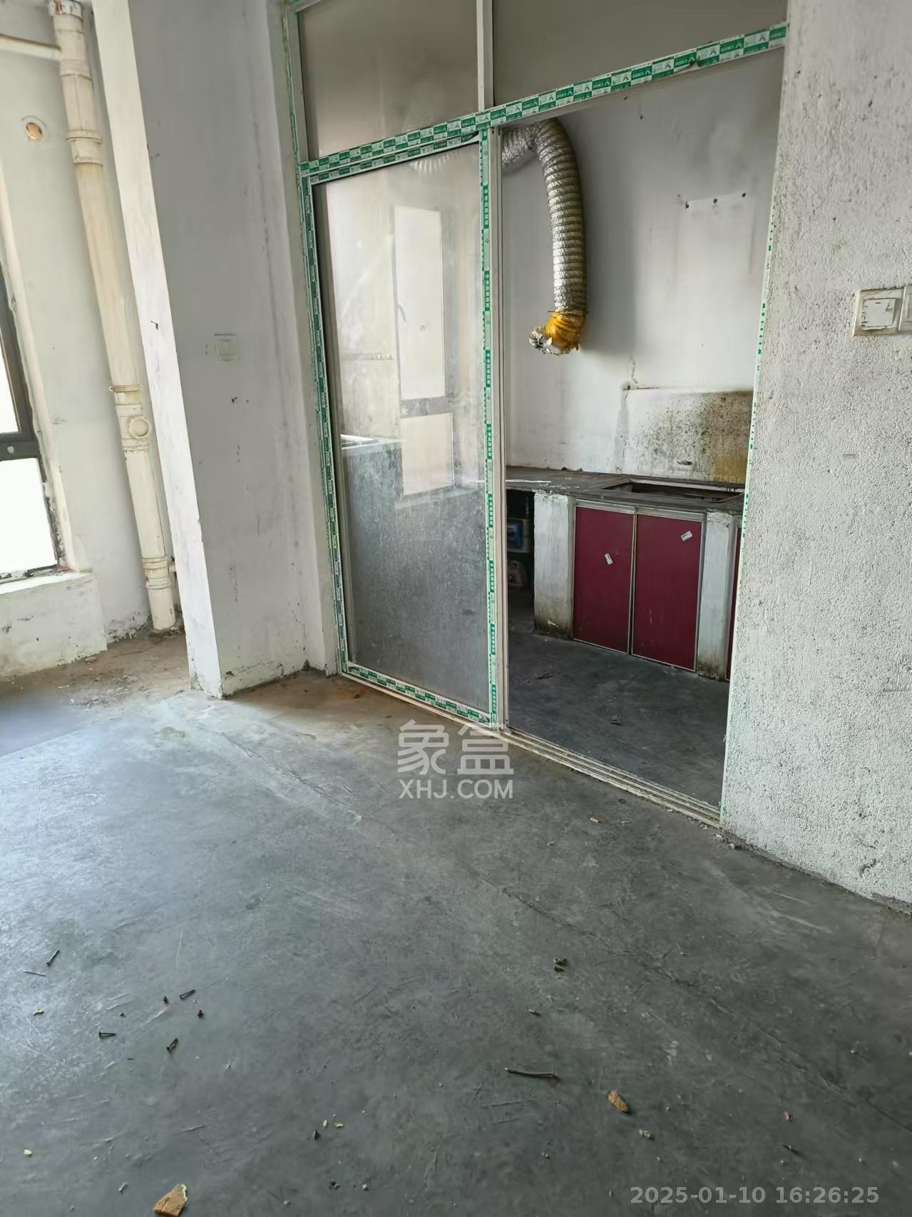 东宜兰园 3室2厅2卫 1200.0元/月 东宜兰园 3室2厅2卫 1200.0元/月室内图