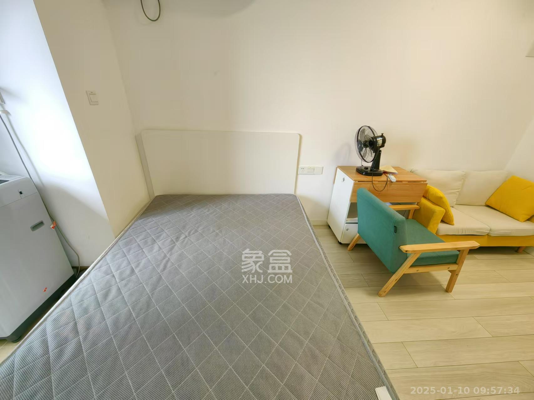 万科金域缇香 1室1厅1卫 1200.0元/月 万科金域缇香 1室1厅1卫 1200.0元/月室内图