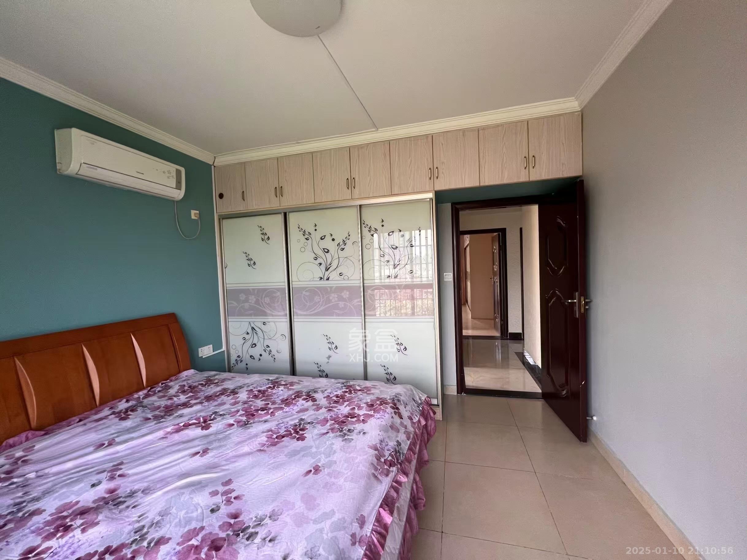 优山美地 4室2厅2卫 3200.0元/月 优山美地 4室2厅2卫 3200.0元/月室内图