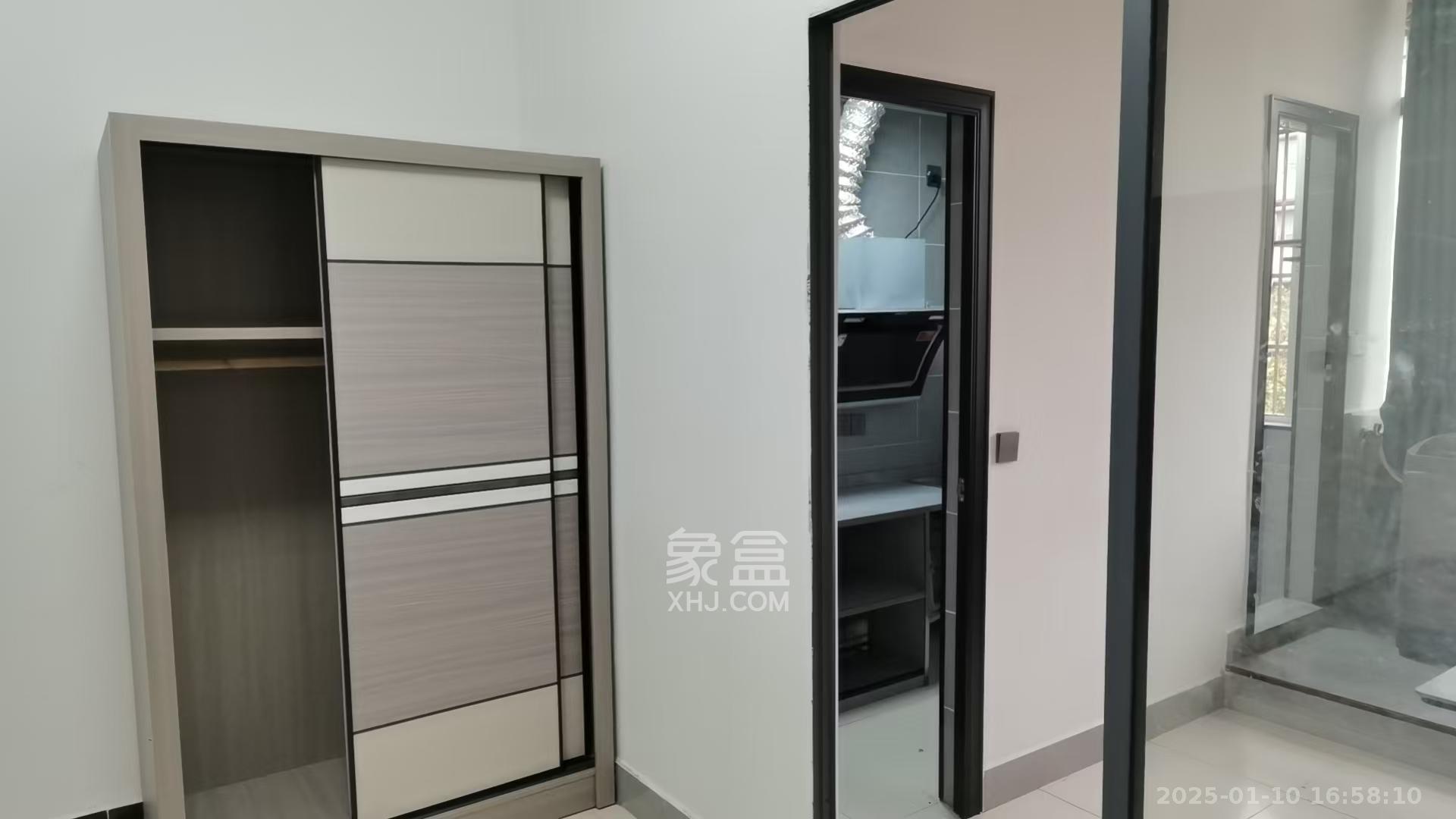 星沙三区 1室1厅1卫 1200.0元/月 星沙三区 1室1厅1卫 1200.0元/月室内图