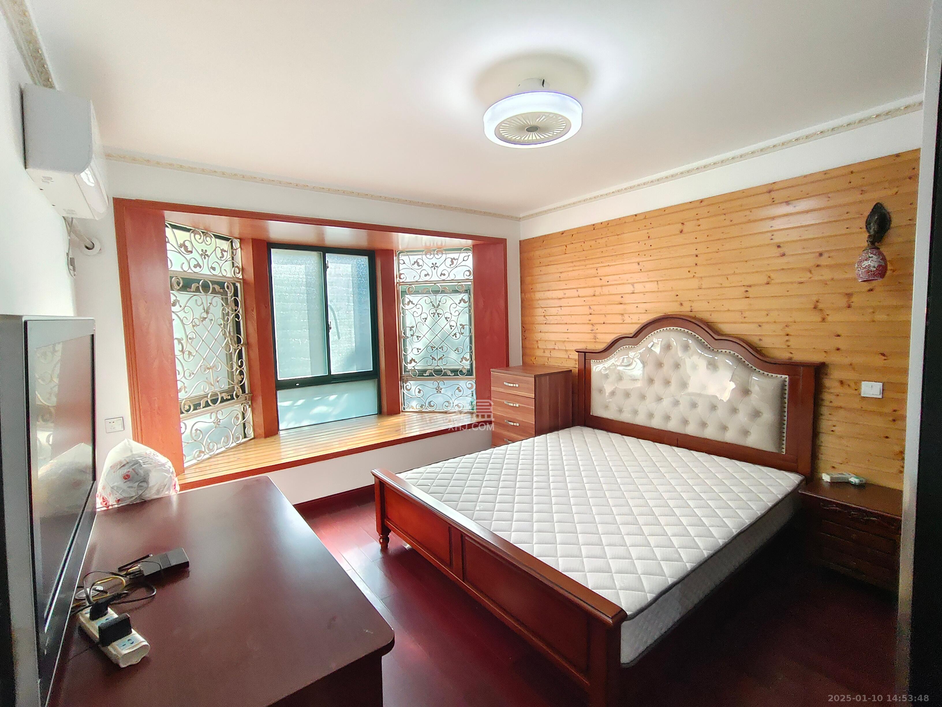 富景园 4室2厅0卫 3000.0元/月 富景园 4室2厅0卫 3000.0元/月室内图