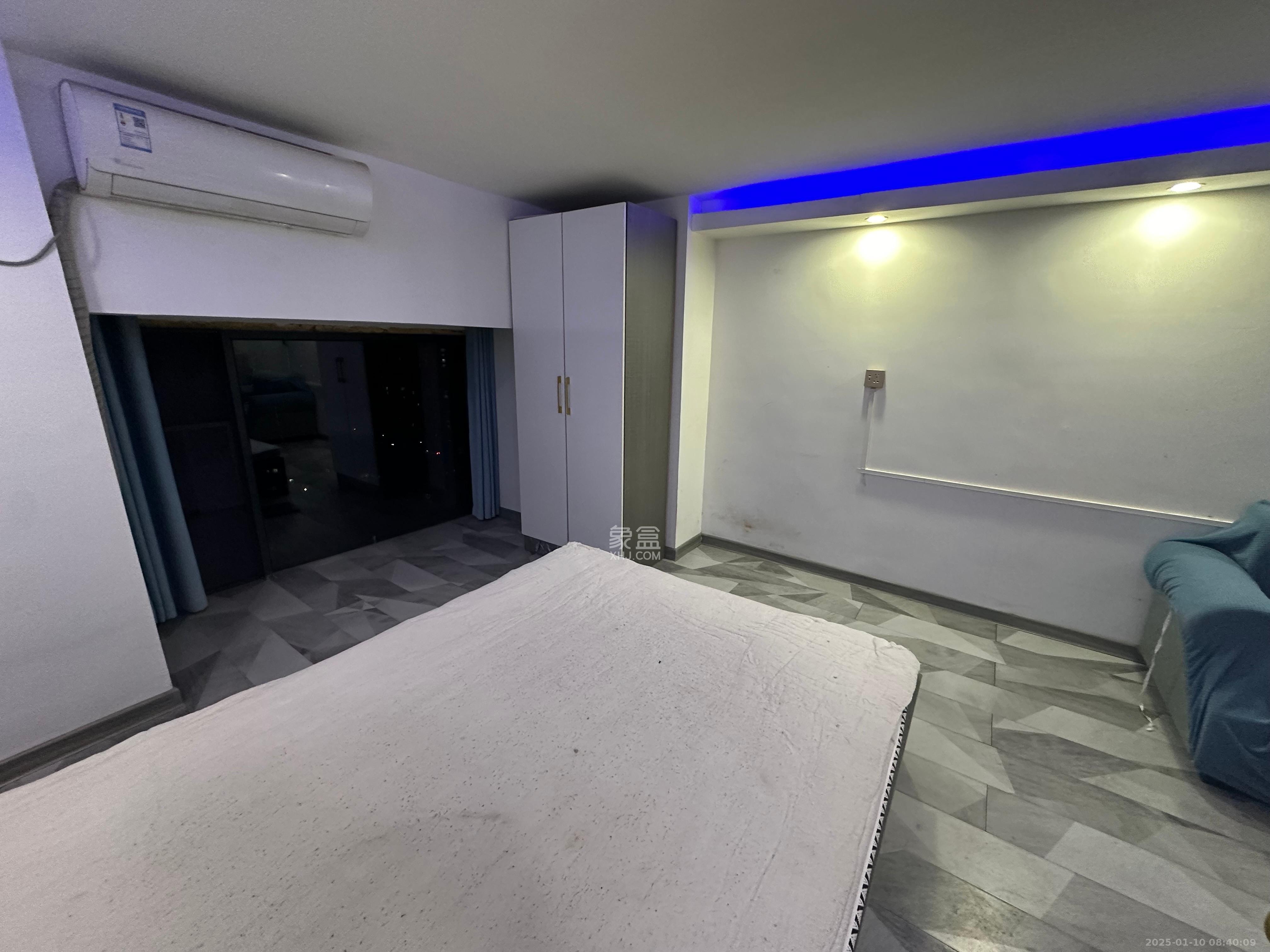 天麓轻奢国际 1室0厅0卫 3200.0元/月 天麓轻奢国际 1室0厅0卫 3200.0元/月室内图