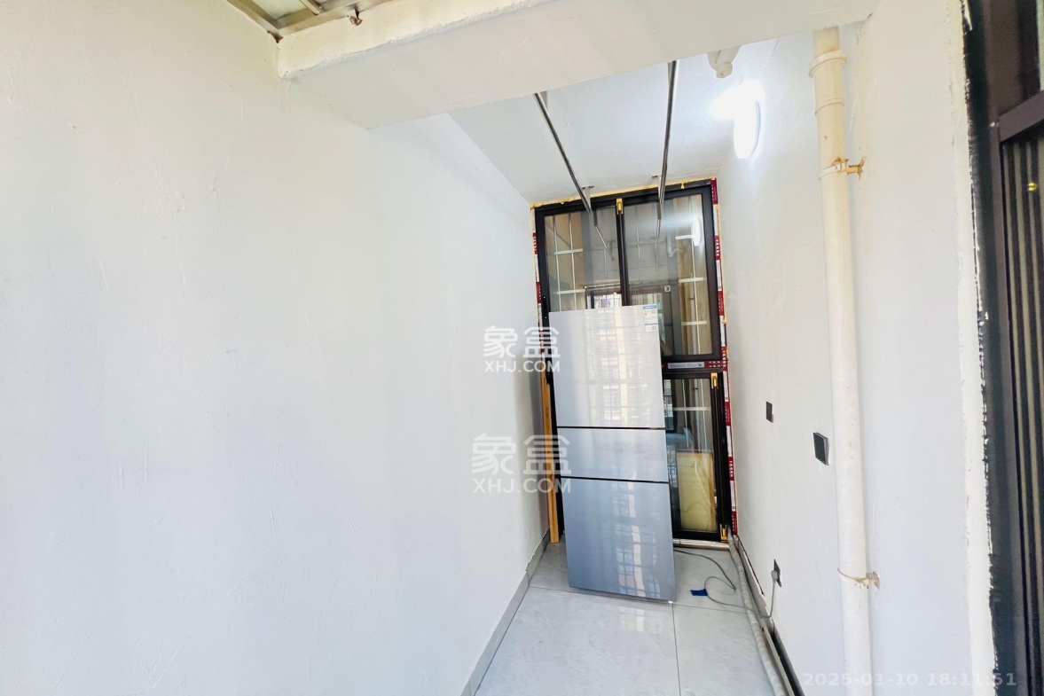 中房F联邦 2室2厅1卫 2500.0元/月 中房F联邦 2室2厅1卫 2500.0元/月室内图