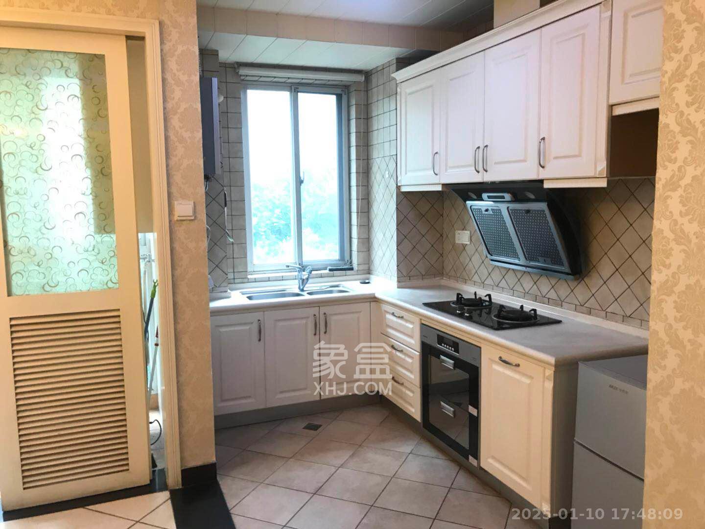 华雅花园 3室2厅1卫 3500.0元/月 华雅花园 3室2厅1卫 3500.0元/月室内图