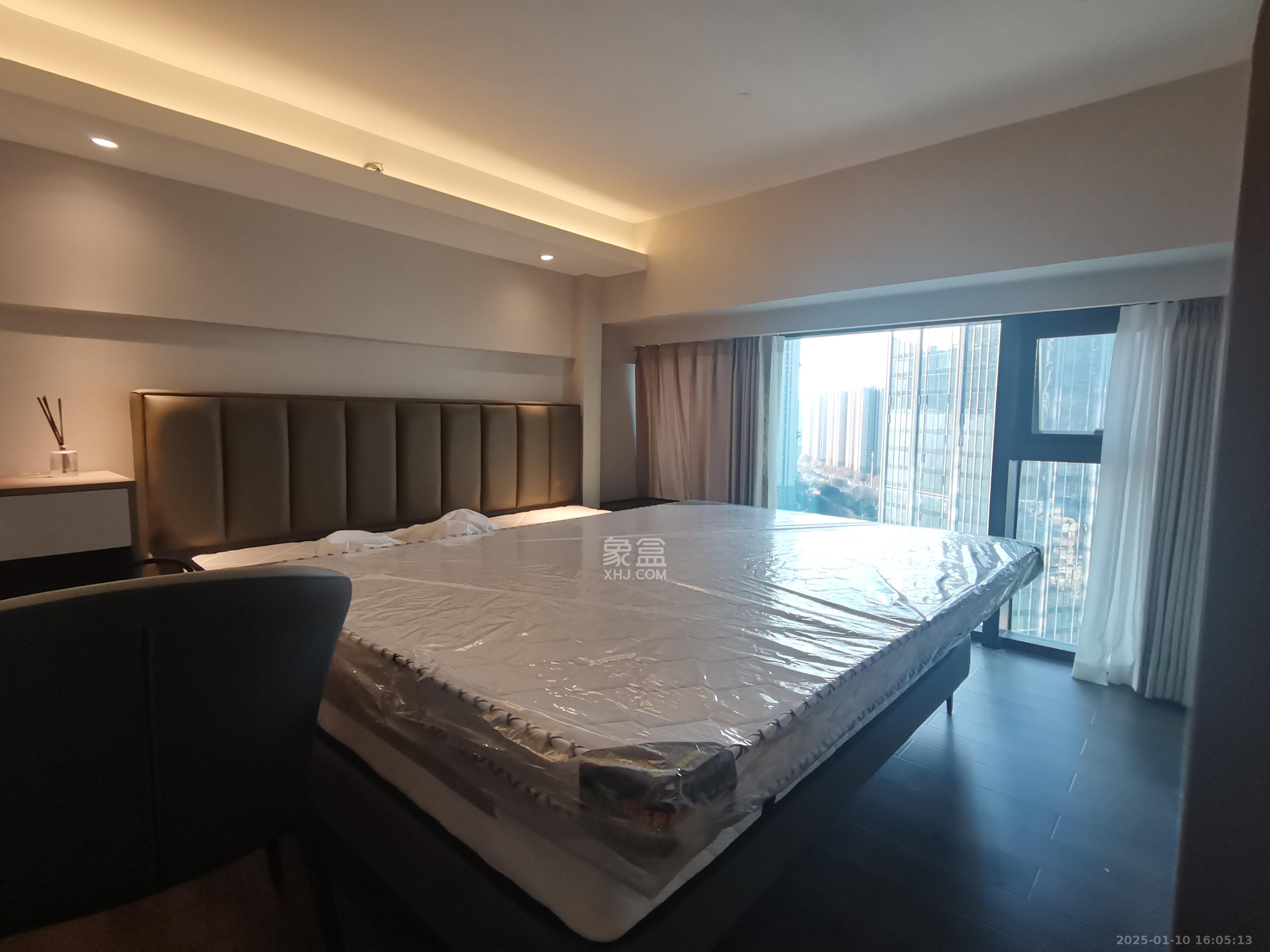 达美寰宇中心 2室1厅1卫 3500.0元/月 达美寰宇中心 2室1厅1卫 3500.0元/月室内图