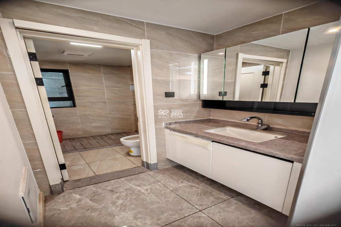 万科金色梦想C区  4室2厅2卫    4000.0元/月 万科金色梦想C区  4室2厅2卫    4000.0元/月室内图