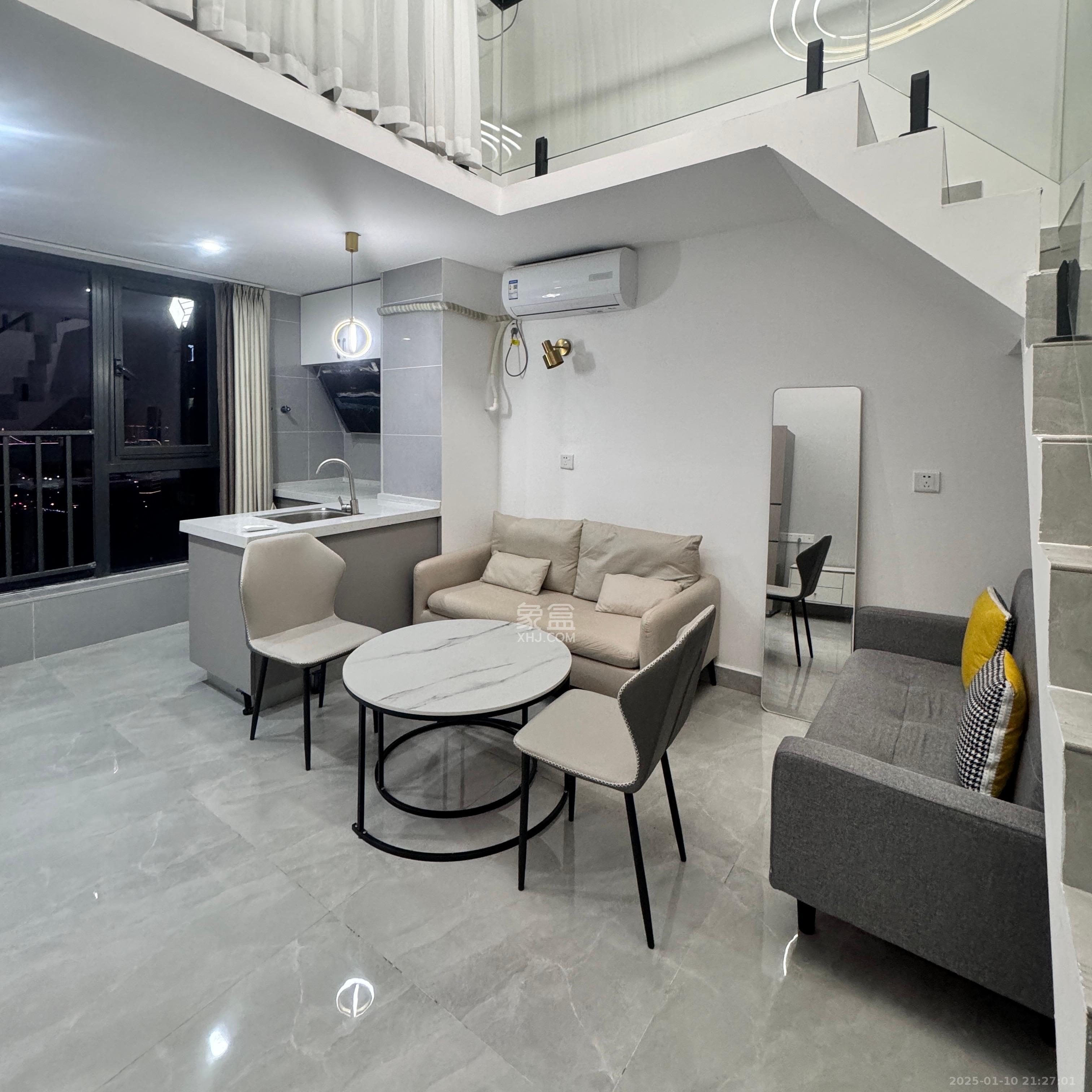 卓越中寰 1室1厅1卫 2600.0元/月 卓越中寰 1室1厅1卫 2600.0元/月室内图