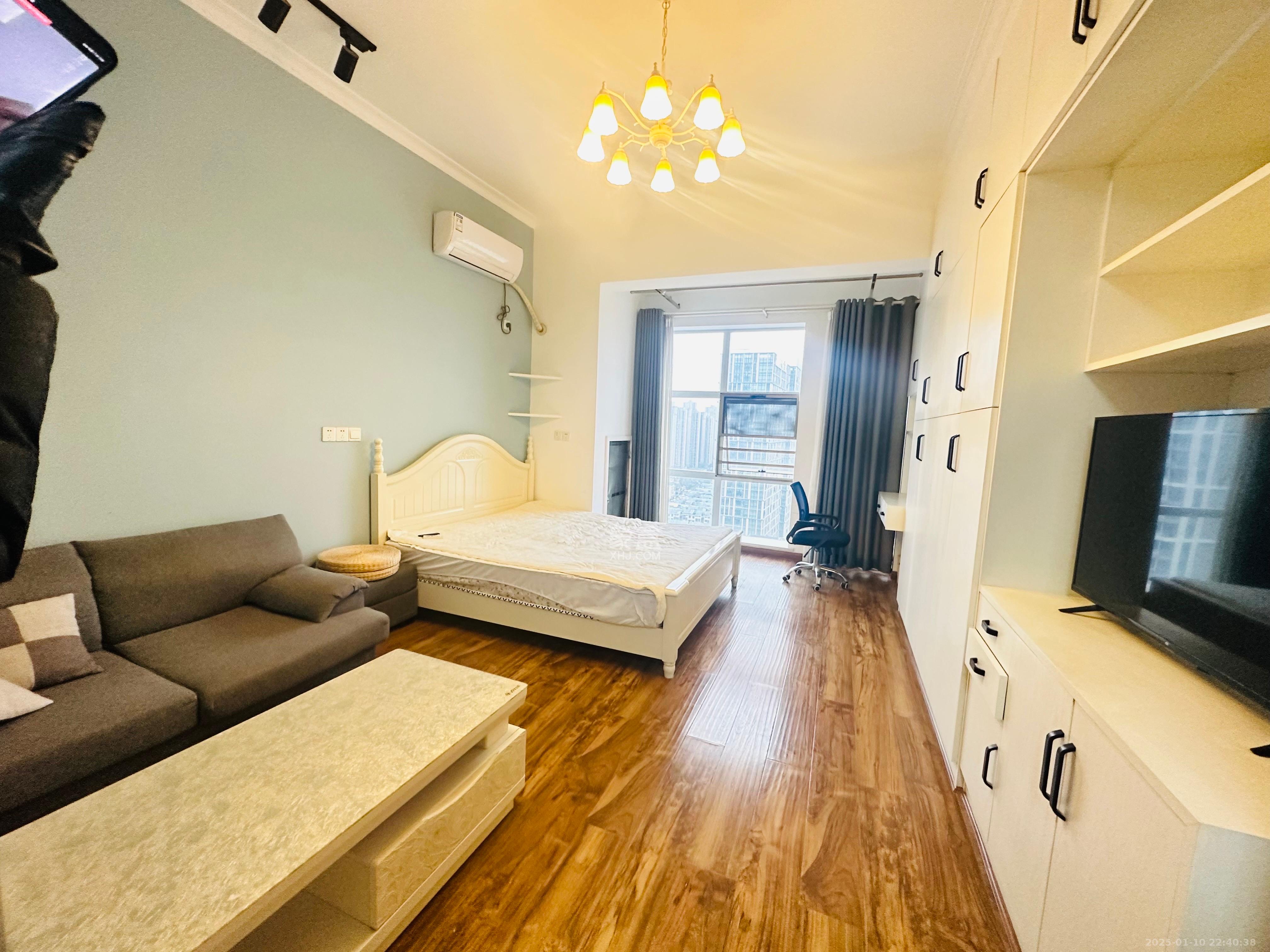 骑龙安置小区  2室2厅1卫    2200.0元/月 骑龙安置小区  2室2厅1卫    2200.0元/月室内图