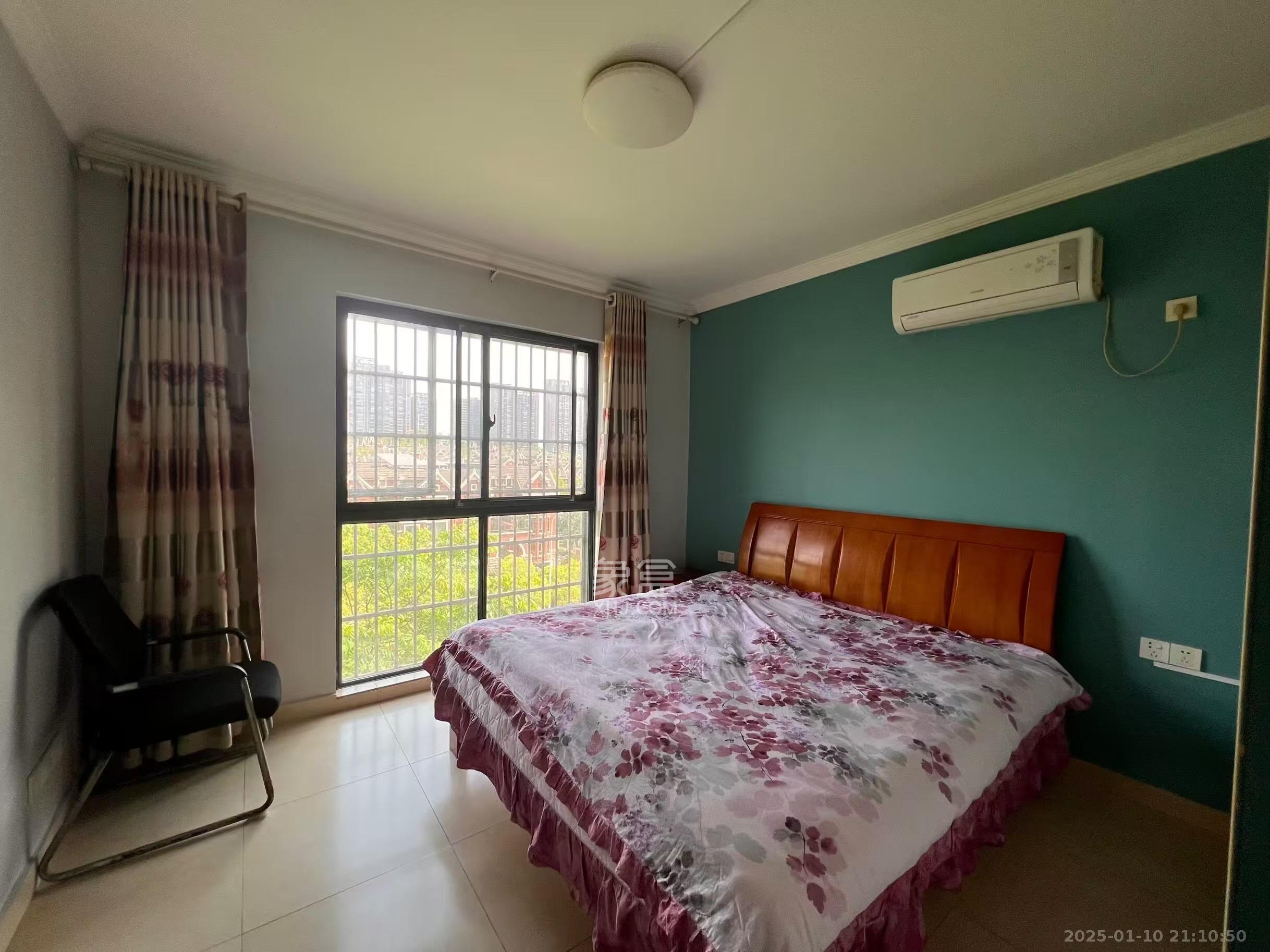 优山美地 4室2厅2卫 3200.0元/月 优山美地 4室2厅2卫 3200.0元/月室内图