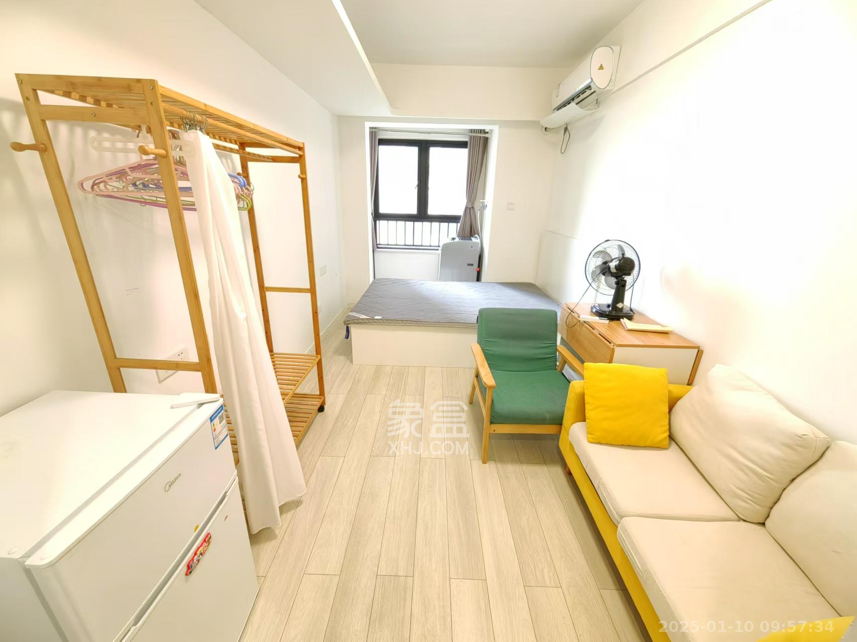 万科金域缇香 1室1厅1卫 1200.0元/月 万科金域缇香 1室1厅1卫 1200.0元/月室内图