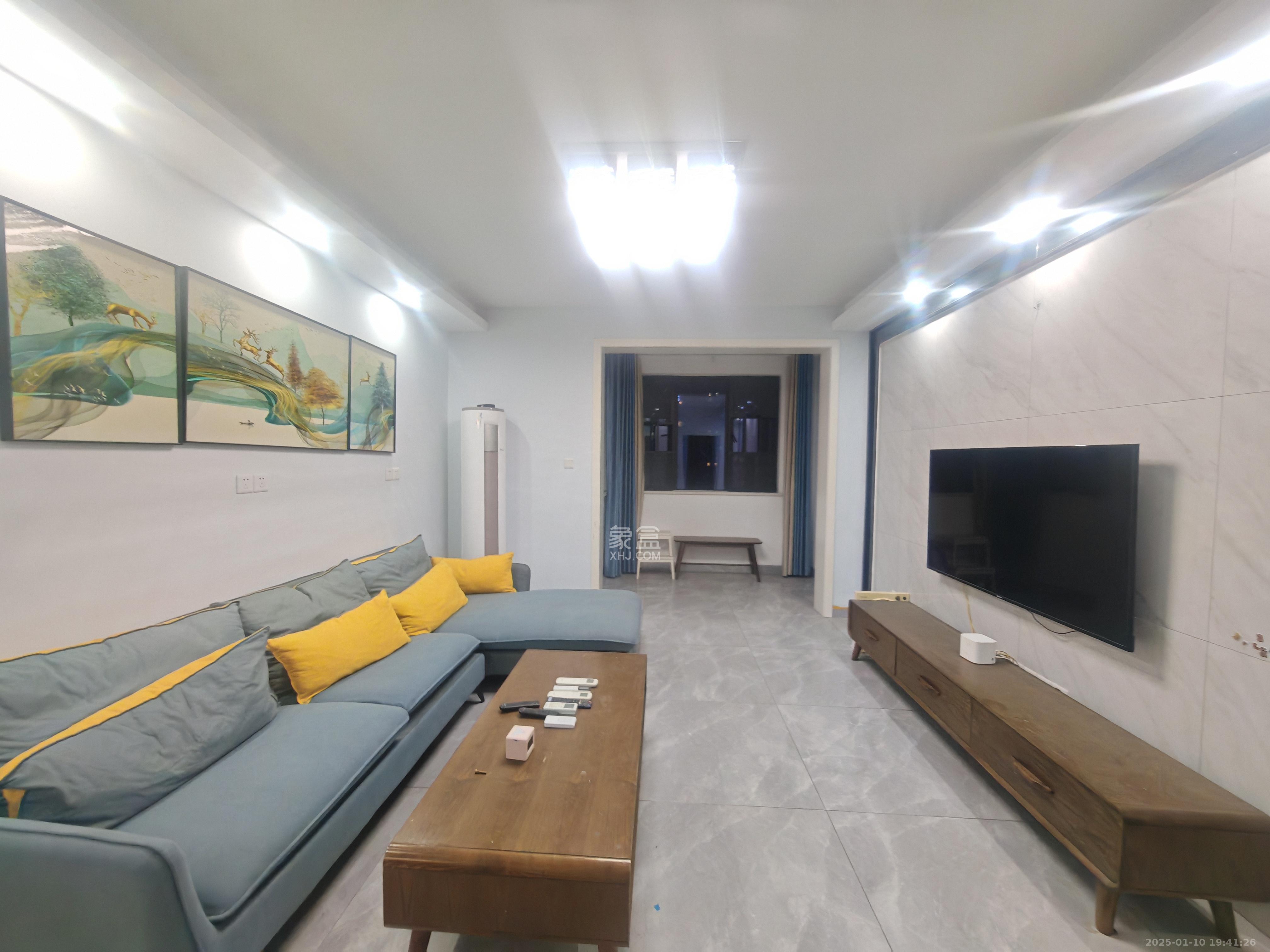 中国铁建梅溪青秀二期 4室2厅2卫 3000.0元/月 中国铁建梅溪青秀二期 4室2厅2卫 3000.0元/月室内图