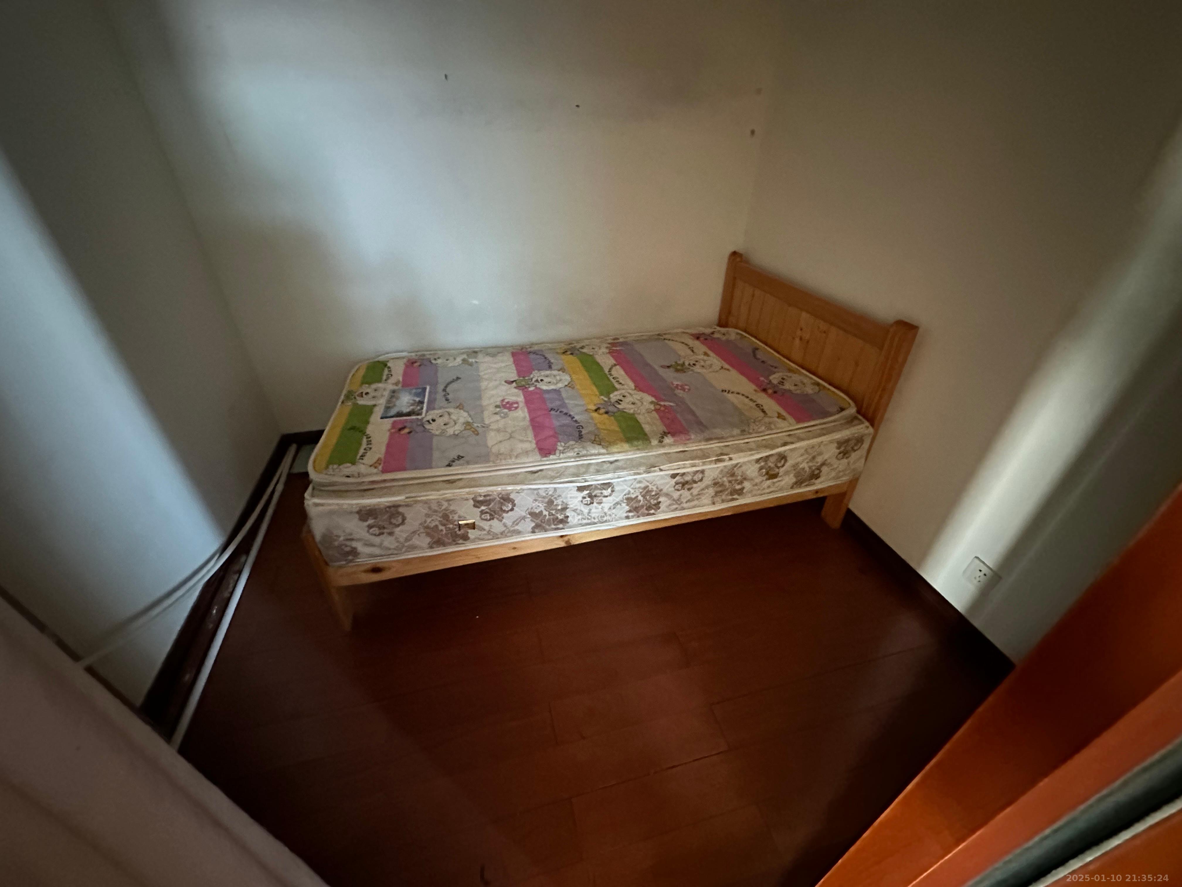 湖南省体育局单位宿舍(省体总会宿舍) 4室2厅2卫 5300.0元/月 湖南省体育局单位宿舍(省体总会宿舍) 4室2厅2卫 5300.0元/月室内图