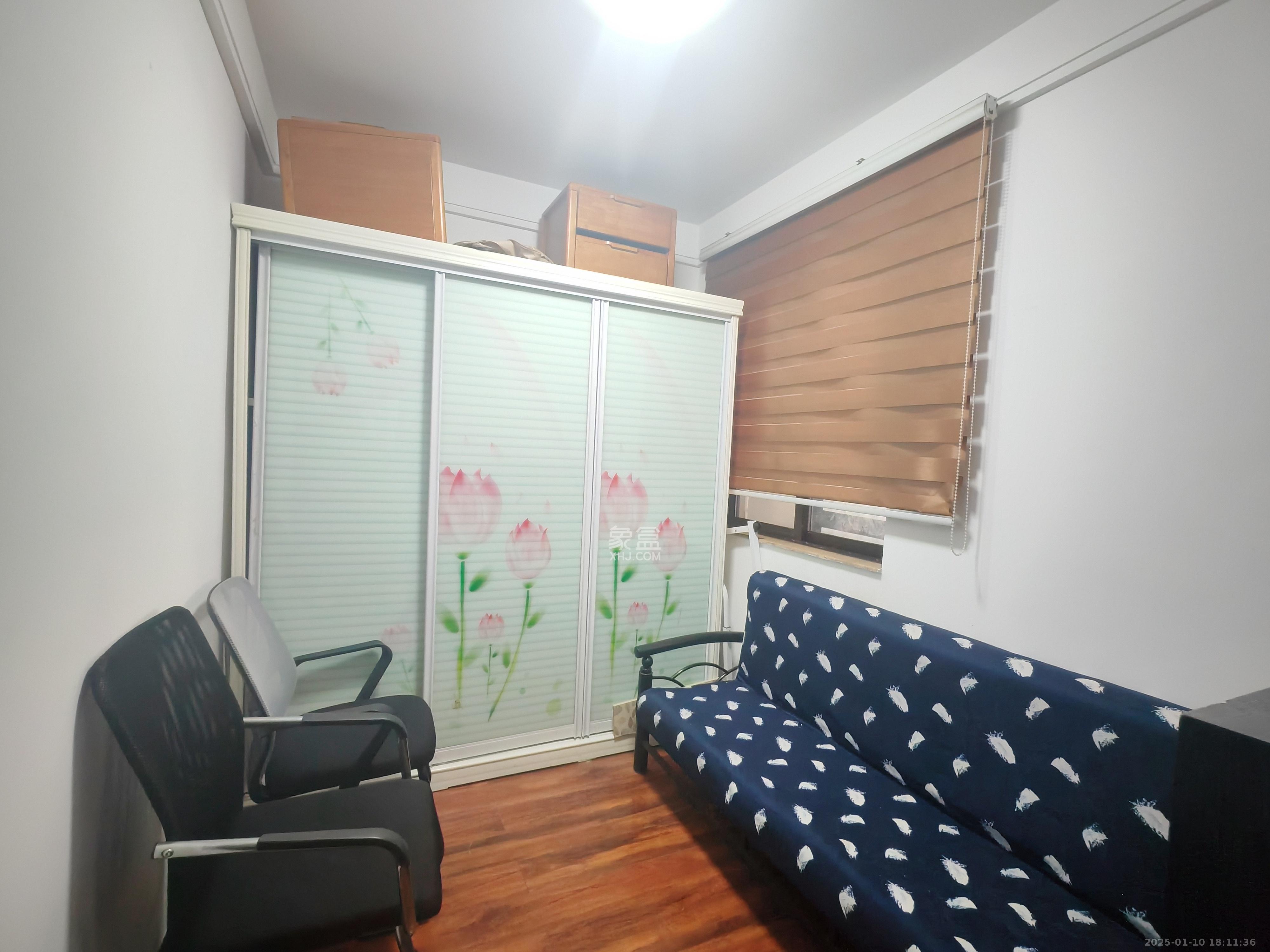 绿地中央广场 3室2厅1卫 2800.0元/月 绿地中央广场 3室2厅1卫 2800.0元/月室内图