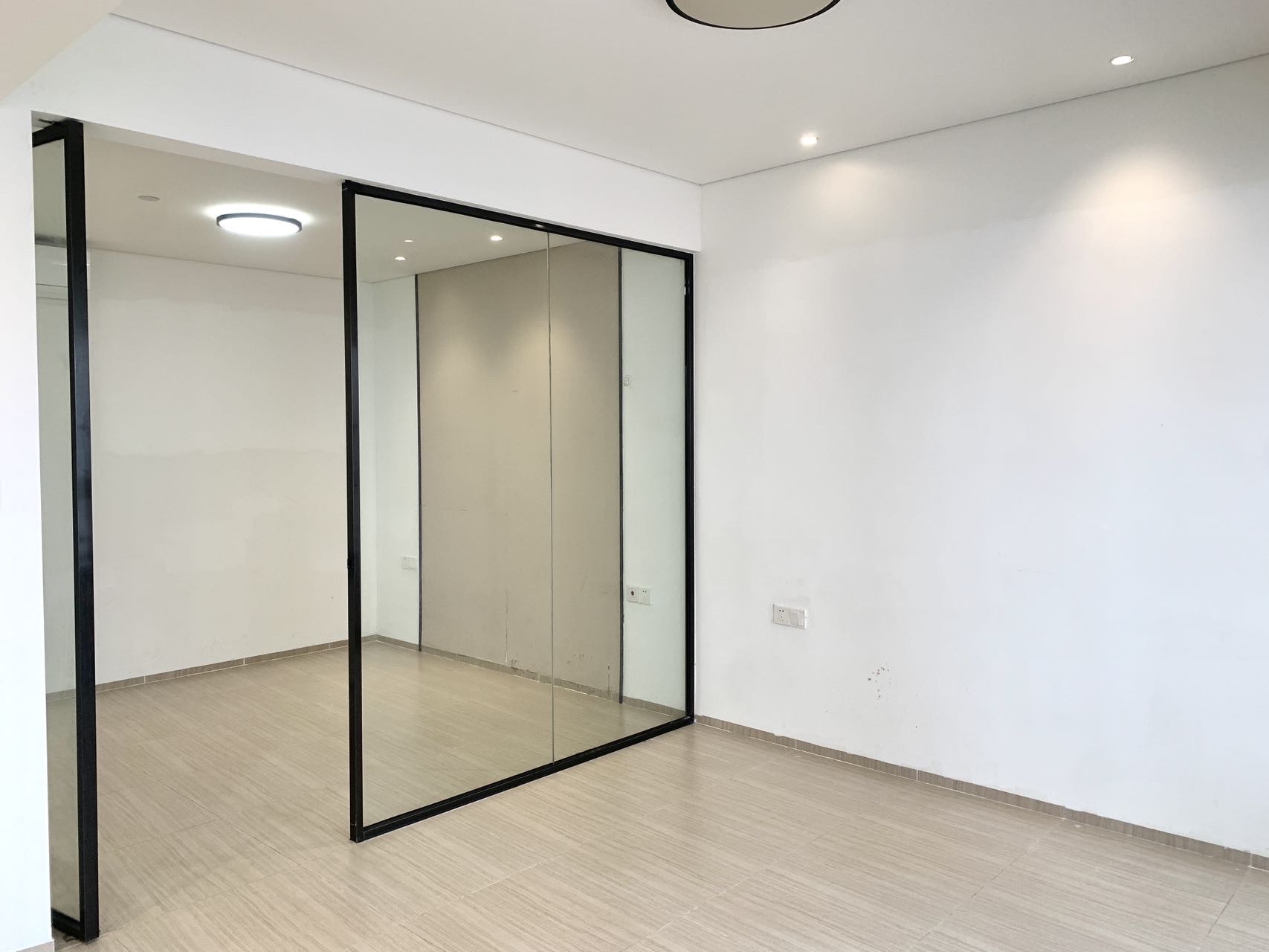 海航豪庭南苑 1室2厅1卫 120.0万 海航豪庭南苑 1室2厅1卫 120.0万室内图