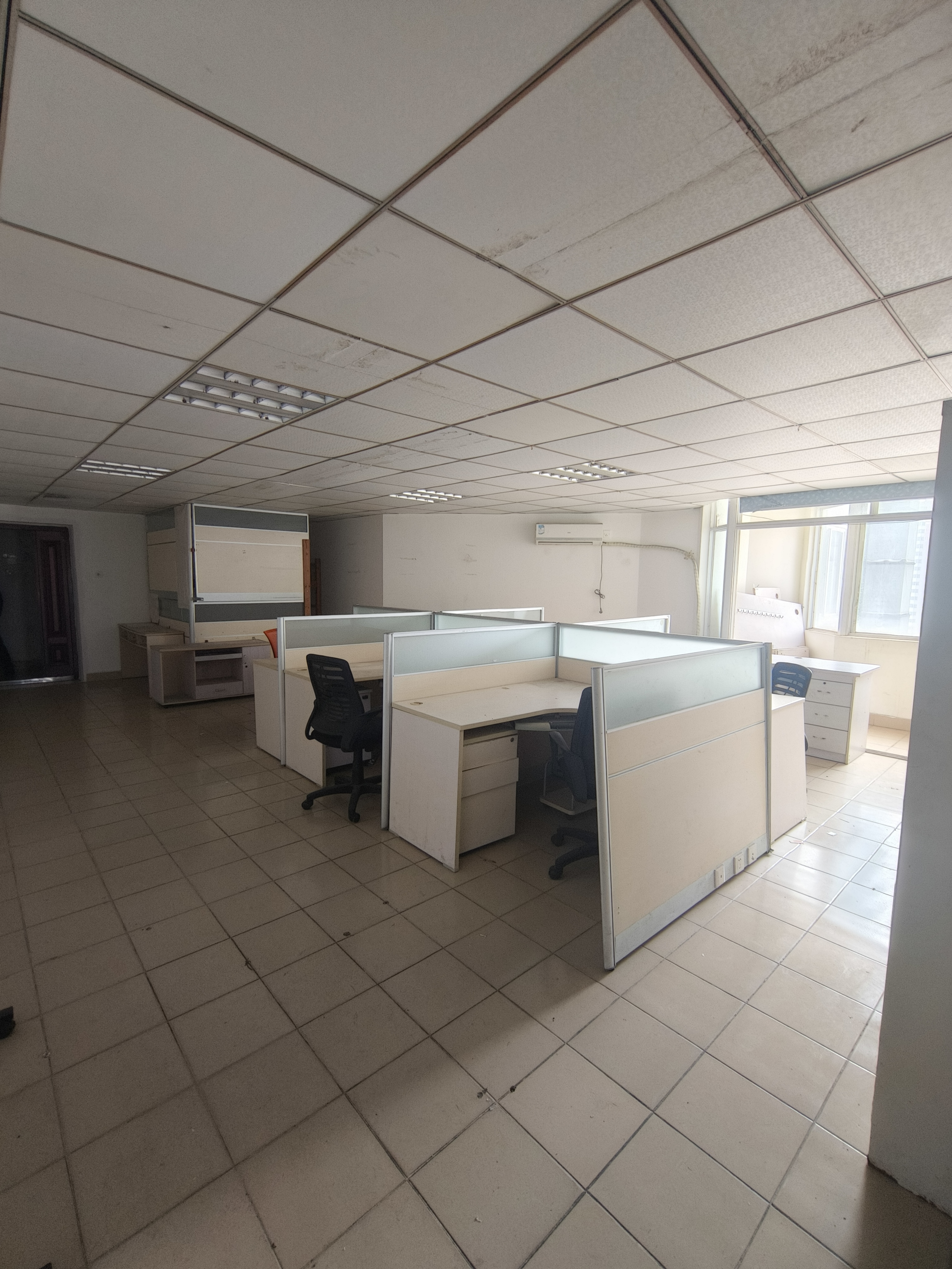 中盐大厦 3室2厅2卫 3000.0元/月 中盐大厦 3室2厅2卫 3000.0元/月室内图