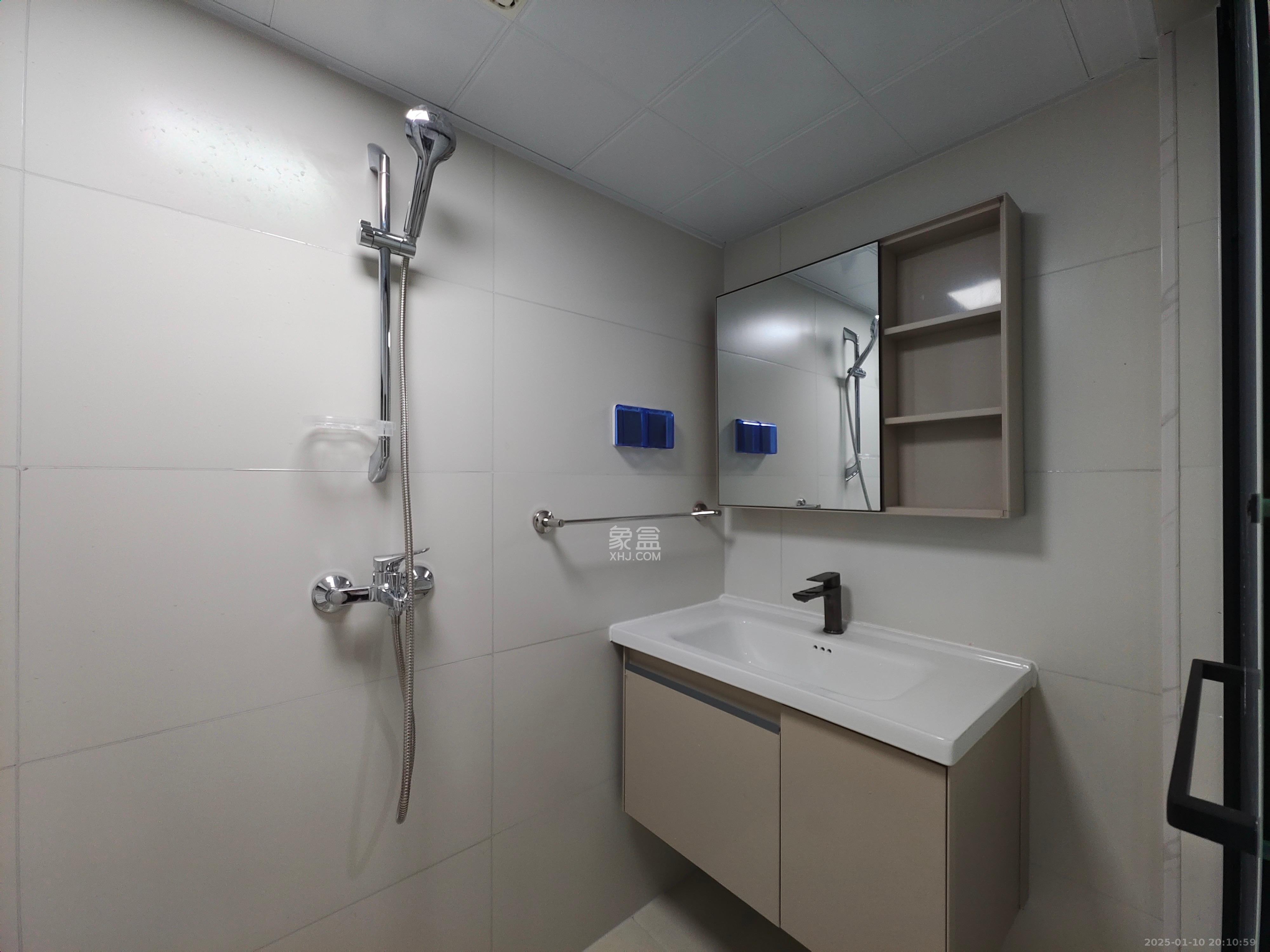 保利天禧EF区 1室1厅1卫 2000.0元/月 保利天禧EF区 1室1厅1卫 2000.0元/月室内图