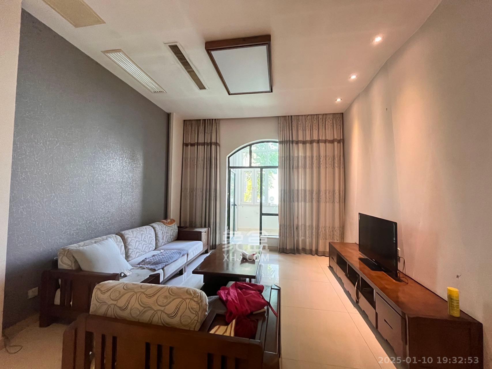 御邦 5室2厅3卫 7000.0元/月 御邦 5室2厅3卫 7000.0元/月室内图