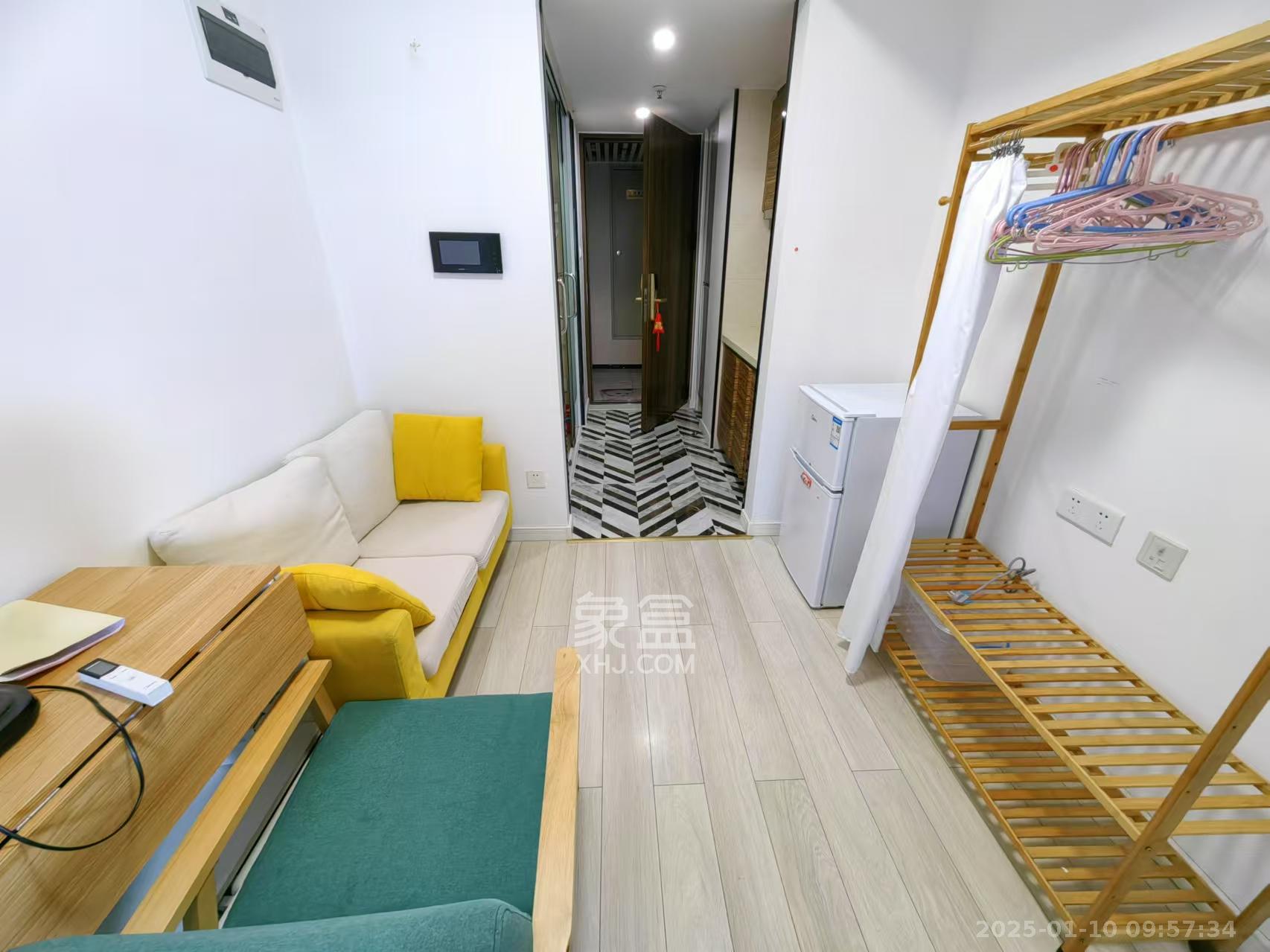 万科金域缇香 1室1厅1卫 1200.0元/月 万科金域缇香 1室1厅1卫 1200.0元/月室内图