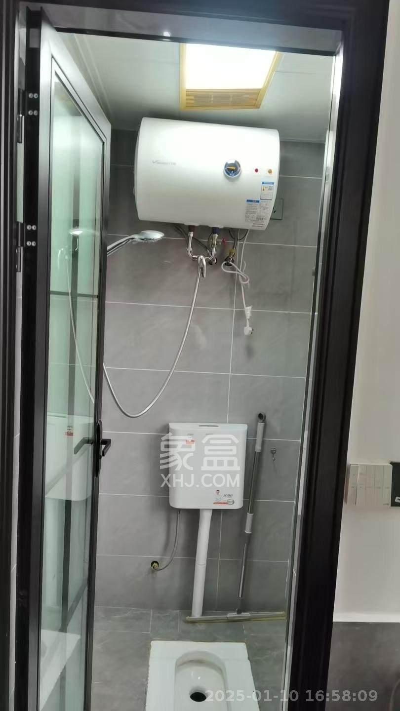 星沙三区 1室1厅1卫 1200.0元/月 星沙三区 1室1厅1卫 1200.0元/月室内图