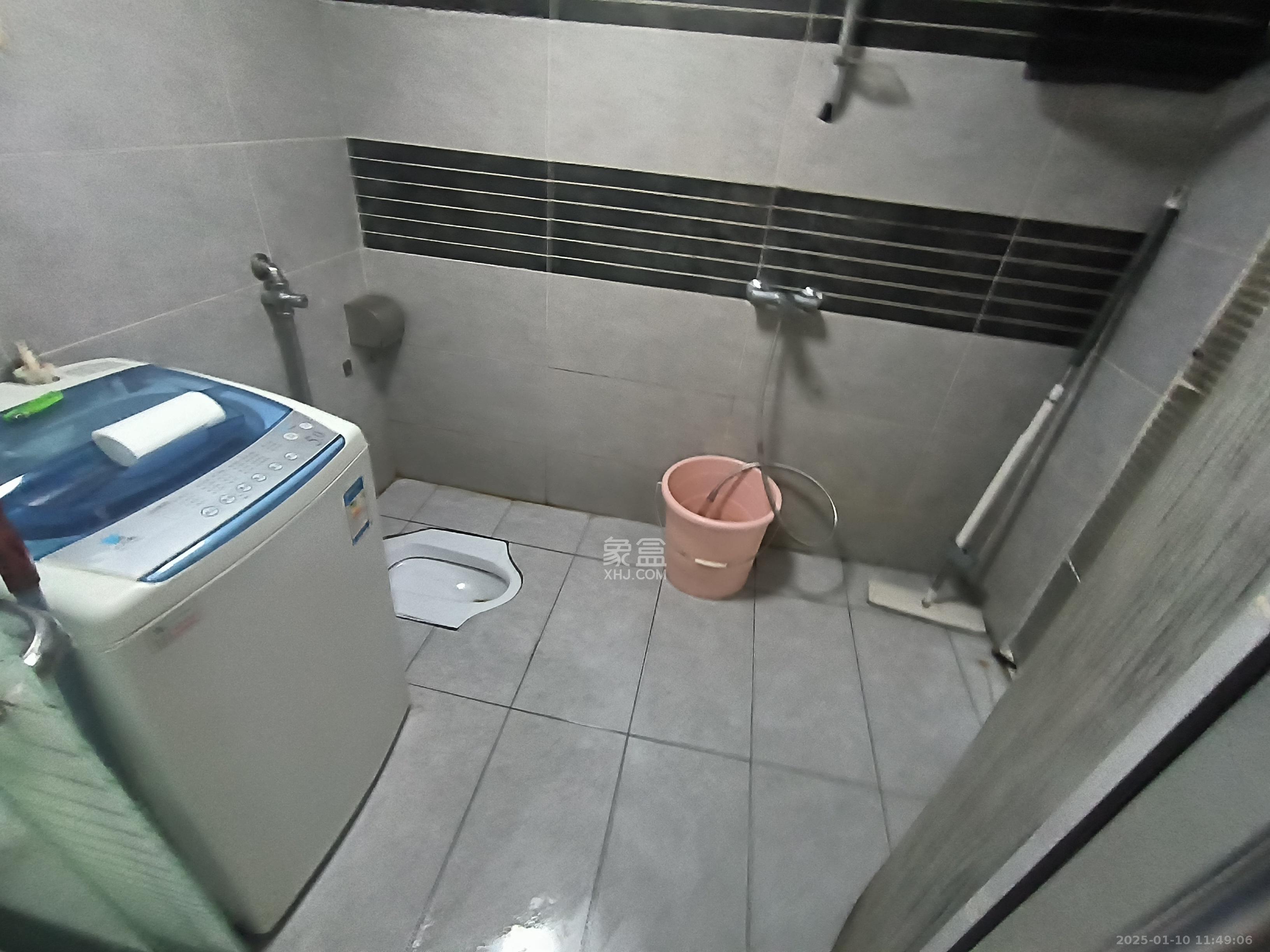 三万英尺 1室0厅1卫 1400.0元/月 三万英尺 1室0厅1卫 1400.0元/月室内图