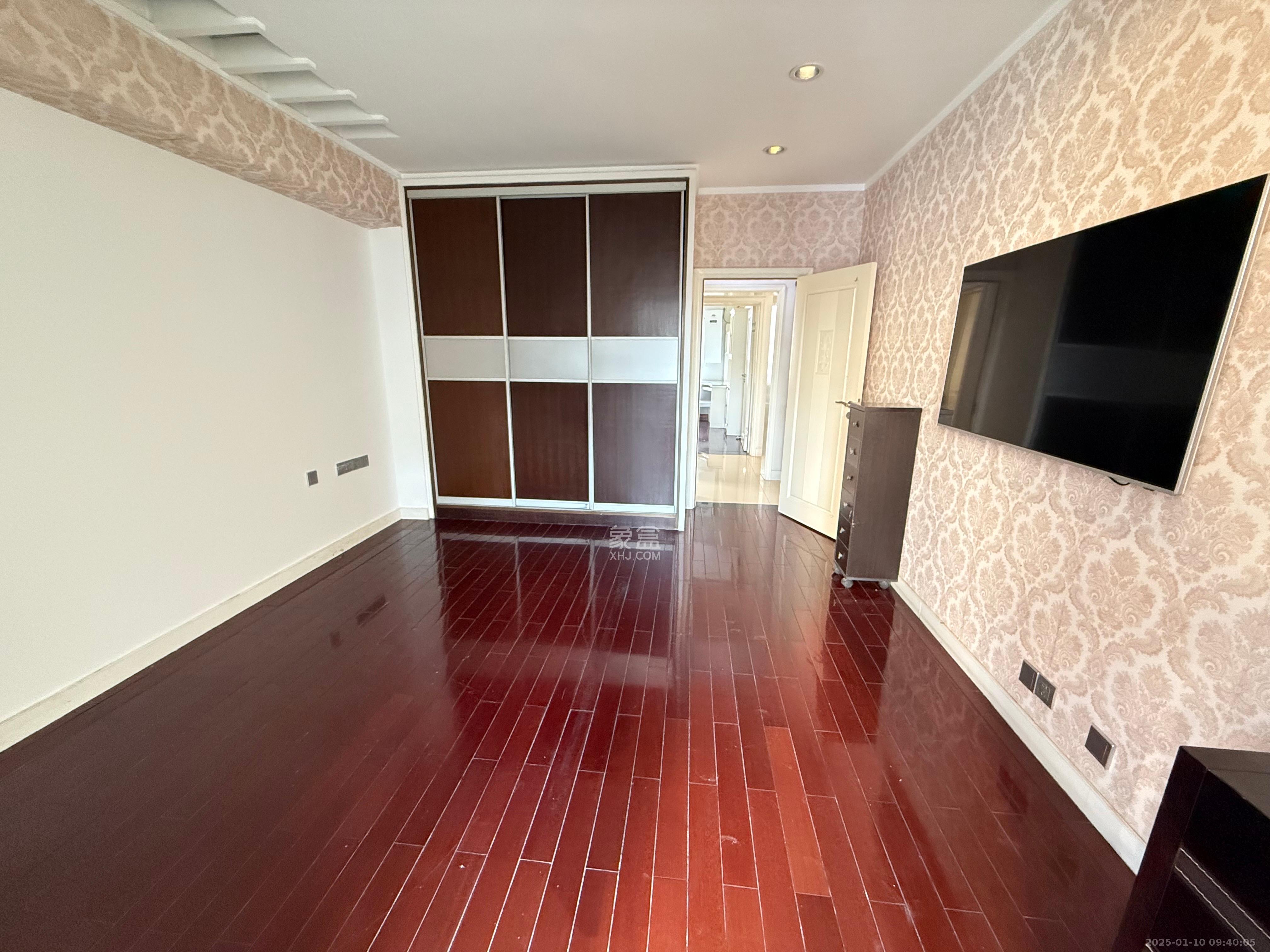 惠泽园 5室2厅2卫 6500.0元/月 惠泽园 5室2厅2卫 6500.0元/月室内图