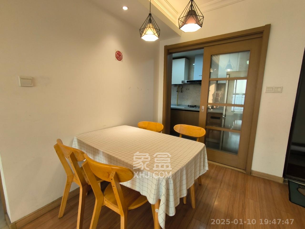 粟塘小区  3室1厅1卫    2500.0元/月 粟塘小区  3室1厅1卫    2500.0元/月小区图