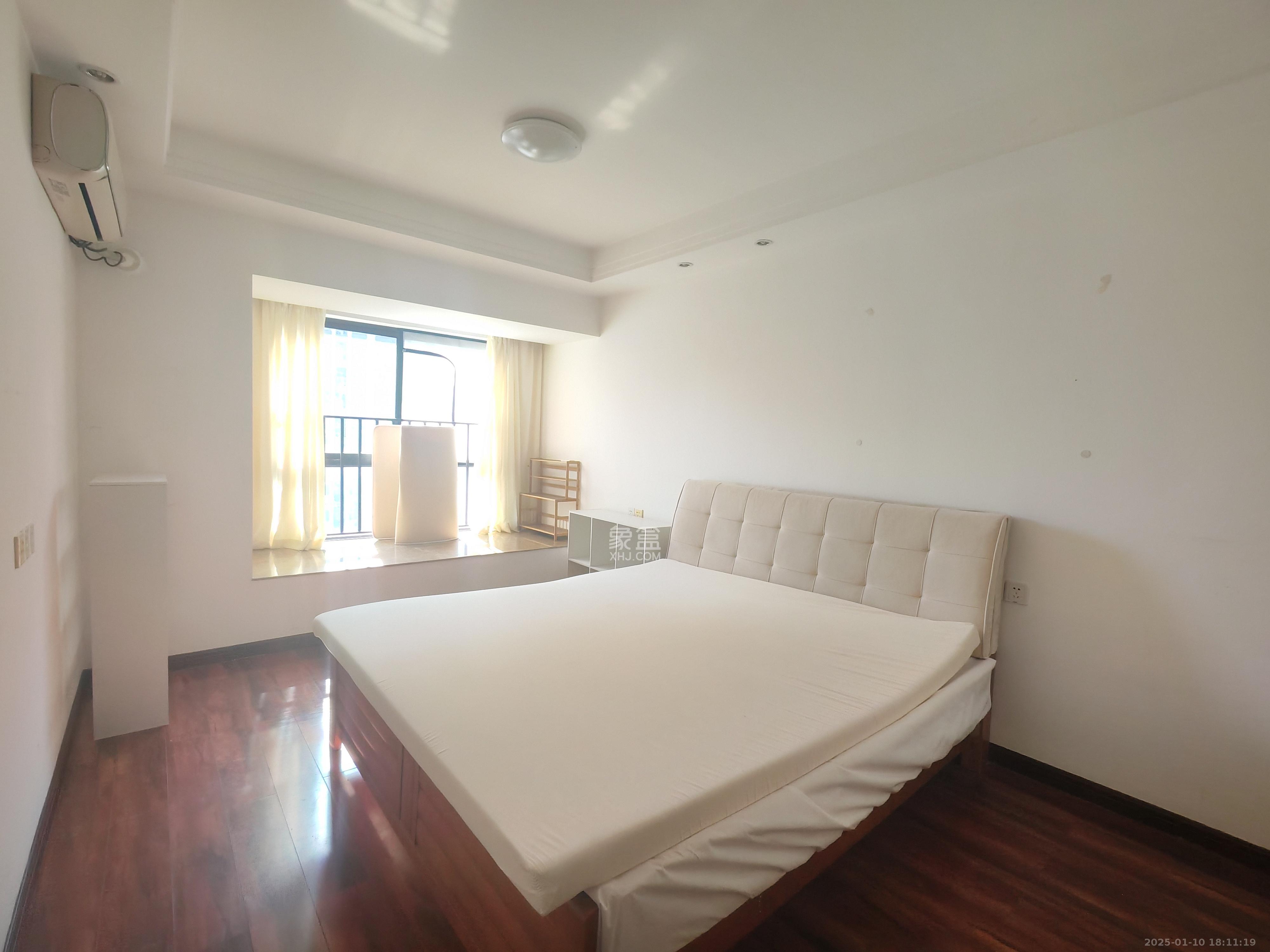 绿地中央广场 3室2厅1卫 2800.0元/月 绿地中央广场 3室2厅1卫 2800.0元/月室内图