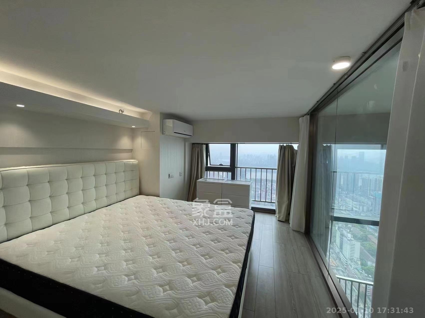 华远华时代 3室2厅2卫 4500.0元/月 华远华时代 3室2厅2卫 4500.0元/月室内图