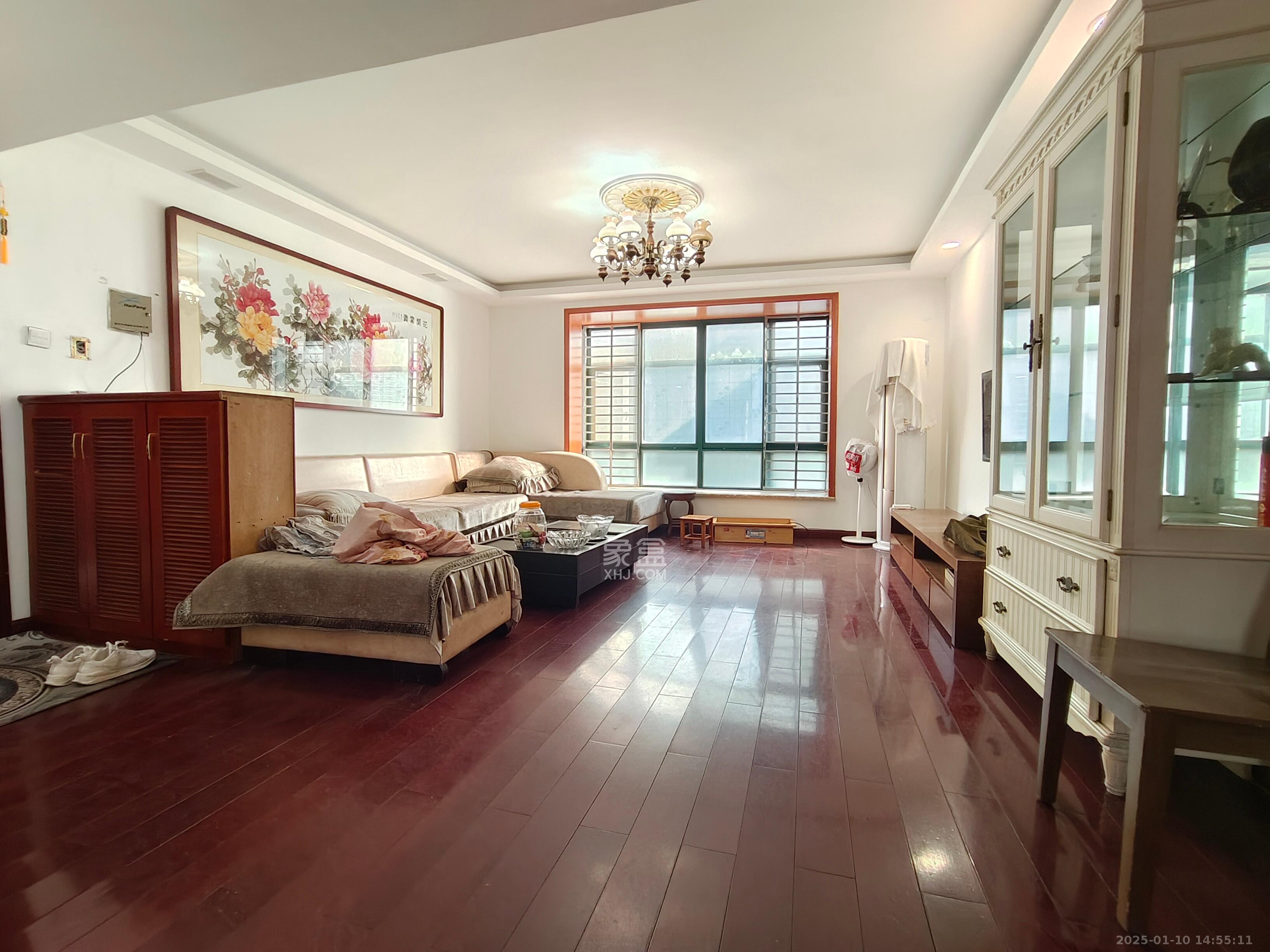 富景园 4室2厅0卫 3000.0元/月 富景园 4室2厅0卫 3000.0元/月室内图