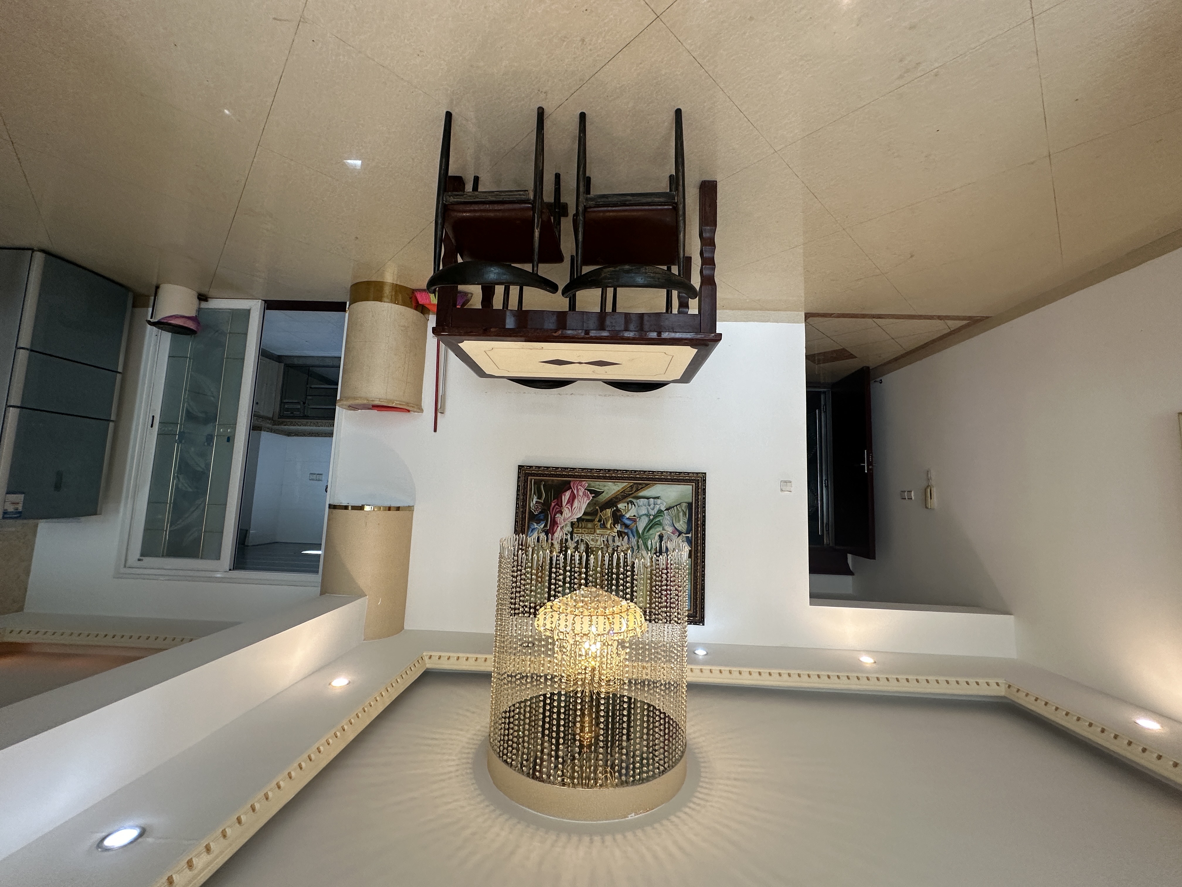 置地花园 4室2厅2卫 235.0万 置地花园 4室2厅2卫 235.0万客厅