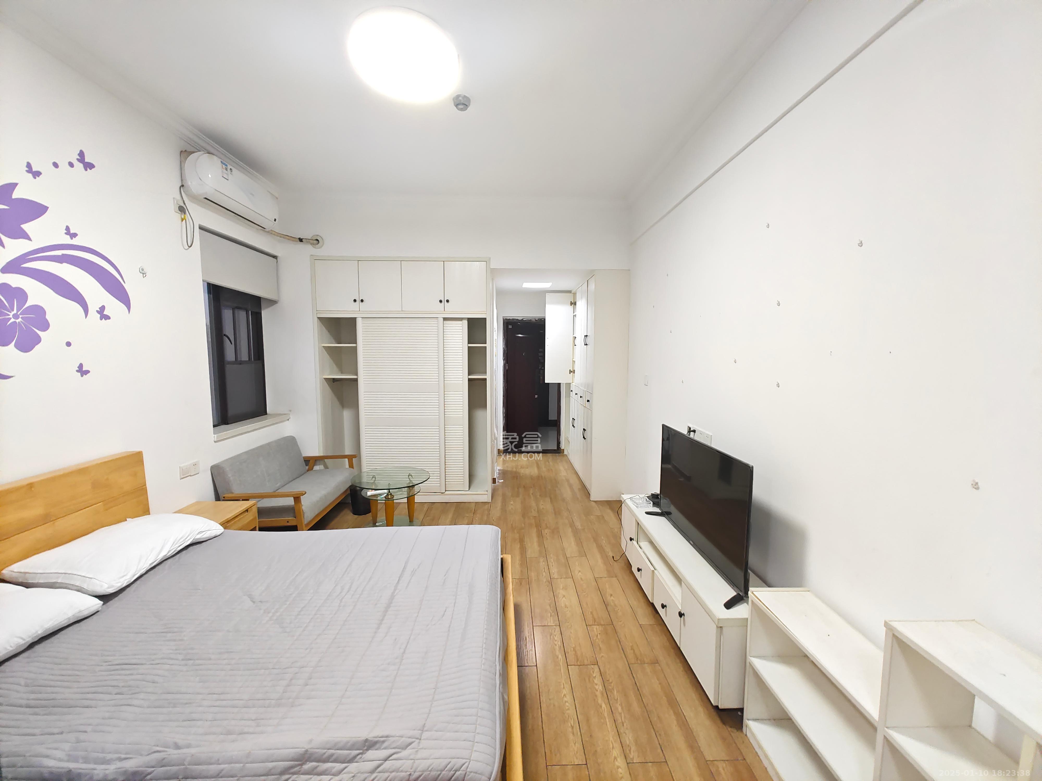 长房天翼未来城 1室1厅1卫 1400.0元/月 长房天翼未来城 1室1厅1卫 1400.0元/月室内图