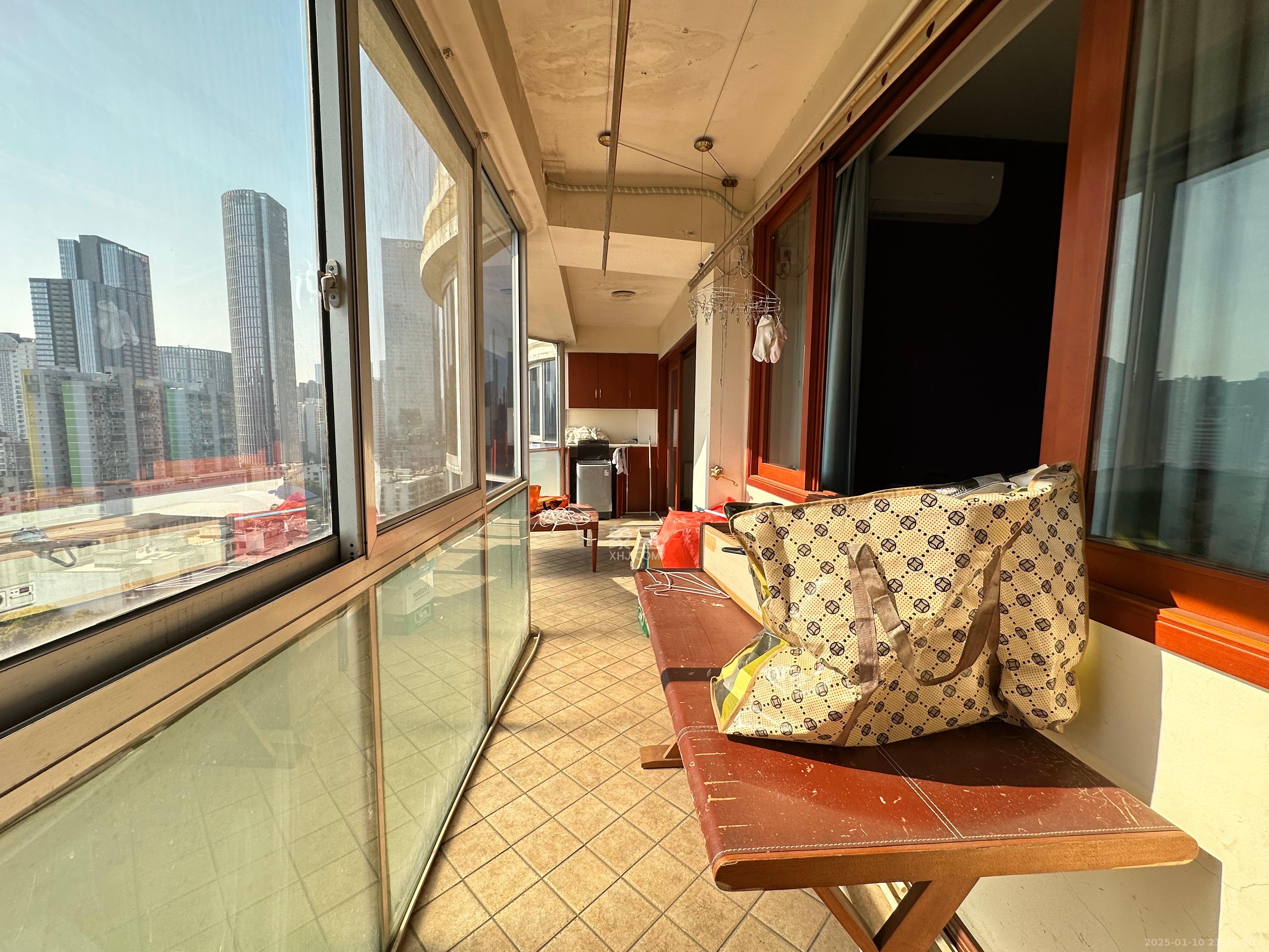 湖南省体育局单位宿舍(省体总会宿舍) 4室2厅2卫 5300.0元/月 湖南省体育局单位宿舍(省体总会宿舍) 4室2厅2卫 5300.0元/月室内图