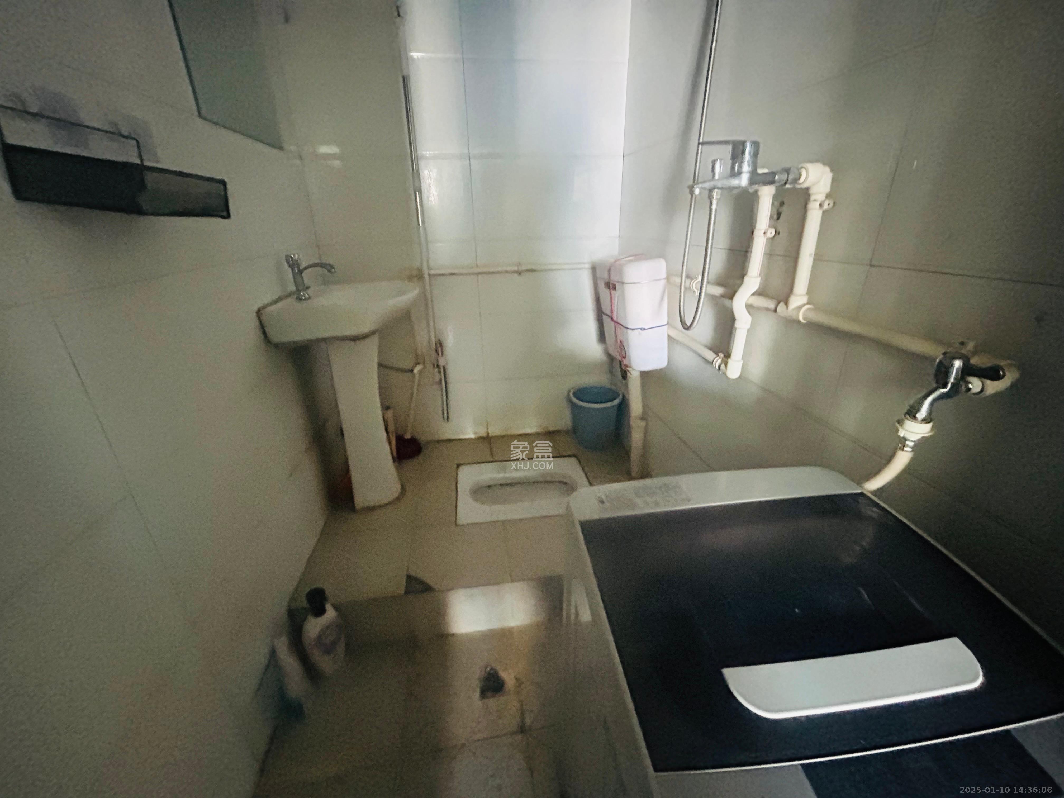 芙蓉同发 4室0厅2卫 2800.0元/月 芙蓉同发 4室0厅2卫 2800.0元/月室内图