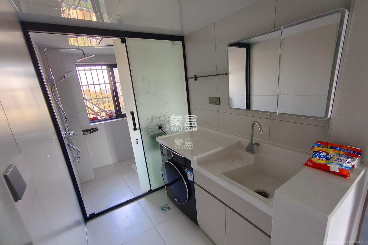 惟智园安置小区  4室2厅2卫    3000.0元/月 惟智园安置小区  4室2厅2卫    3000.0元/月室内图